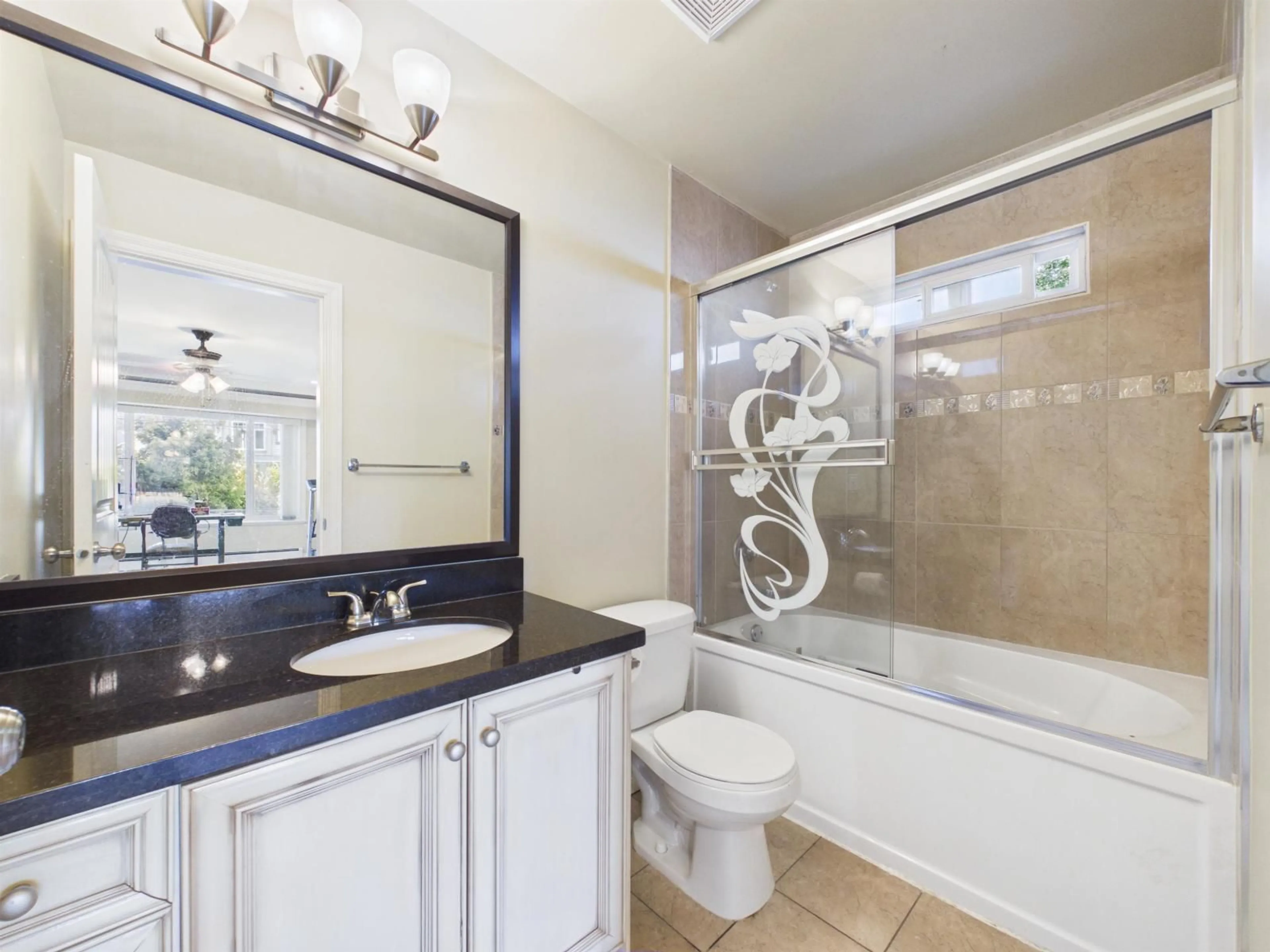 Standard bathroom, ceramic/tile floor for 8690 E TULSY CRESCENT, Surrey British Columbia V3W7A4