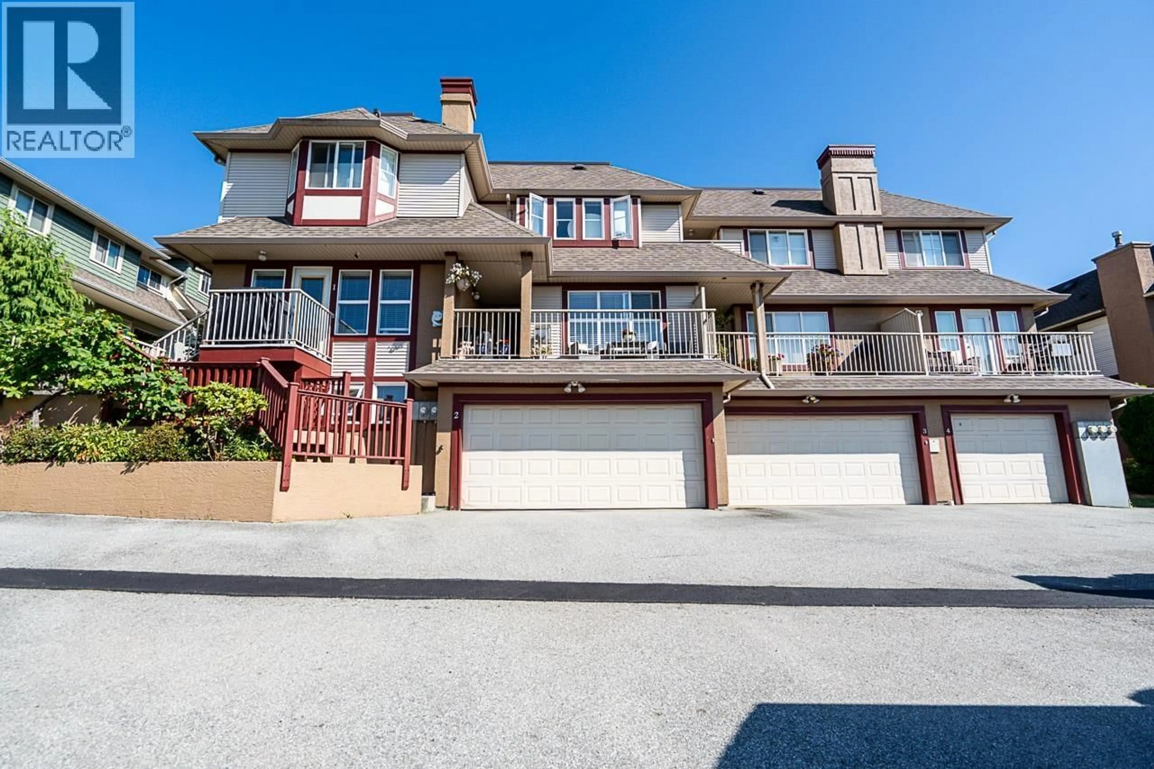 A pic from outside/outdoor area/front of a property/back of a property/a pic from drone, unknown for 2 - 1130 HACHEY AVENUE, Coquitlam British Columbia V3K2H4