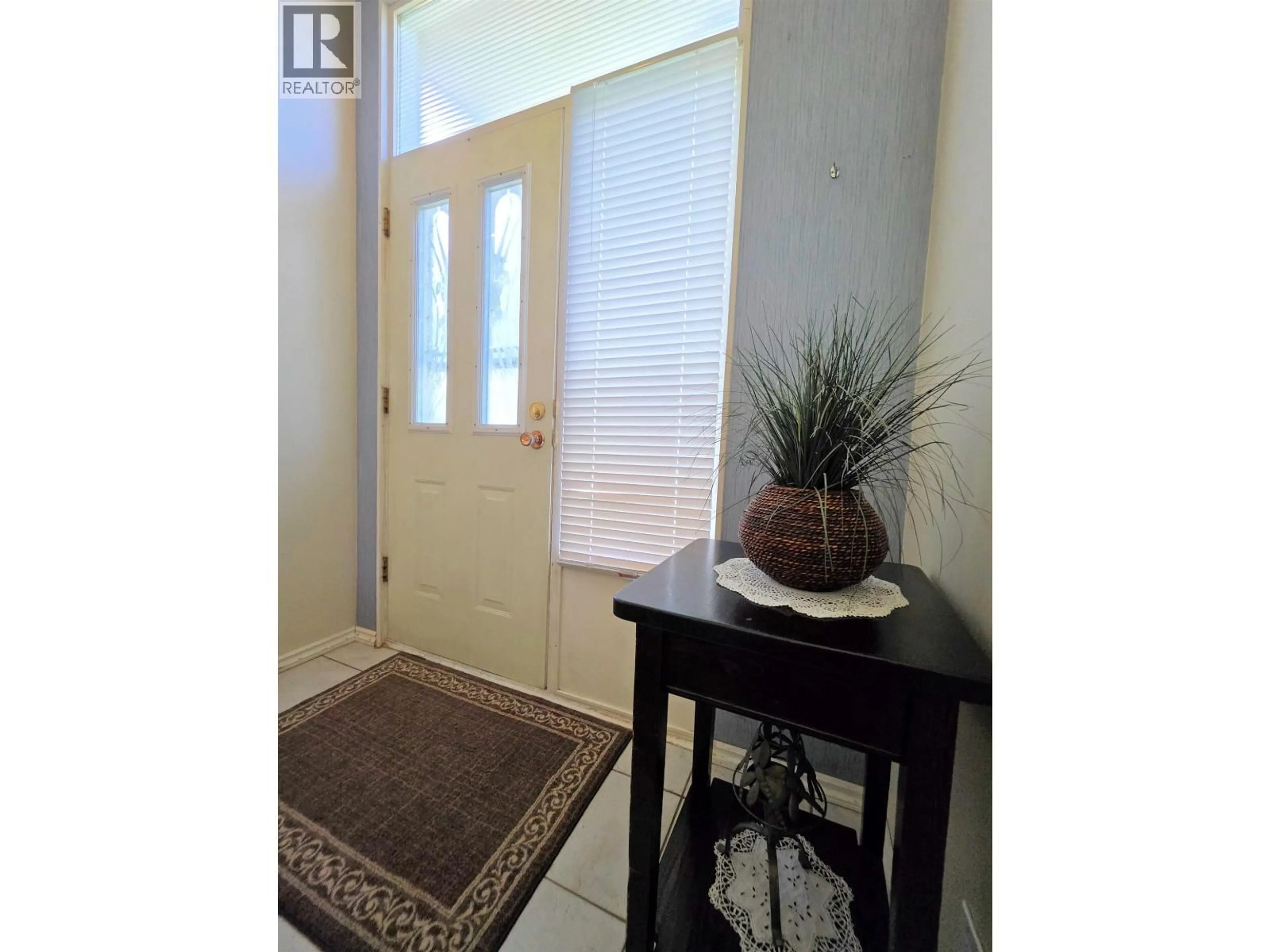 Indoor entryway for 2697 ABBOTT CRESCENT, Prince George British Columbia V2L2X6