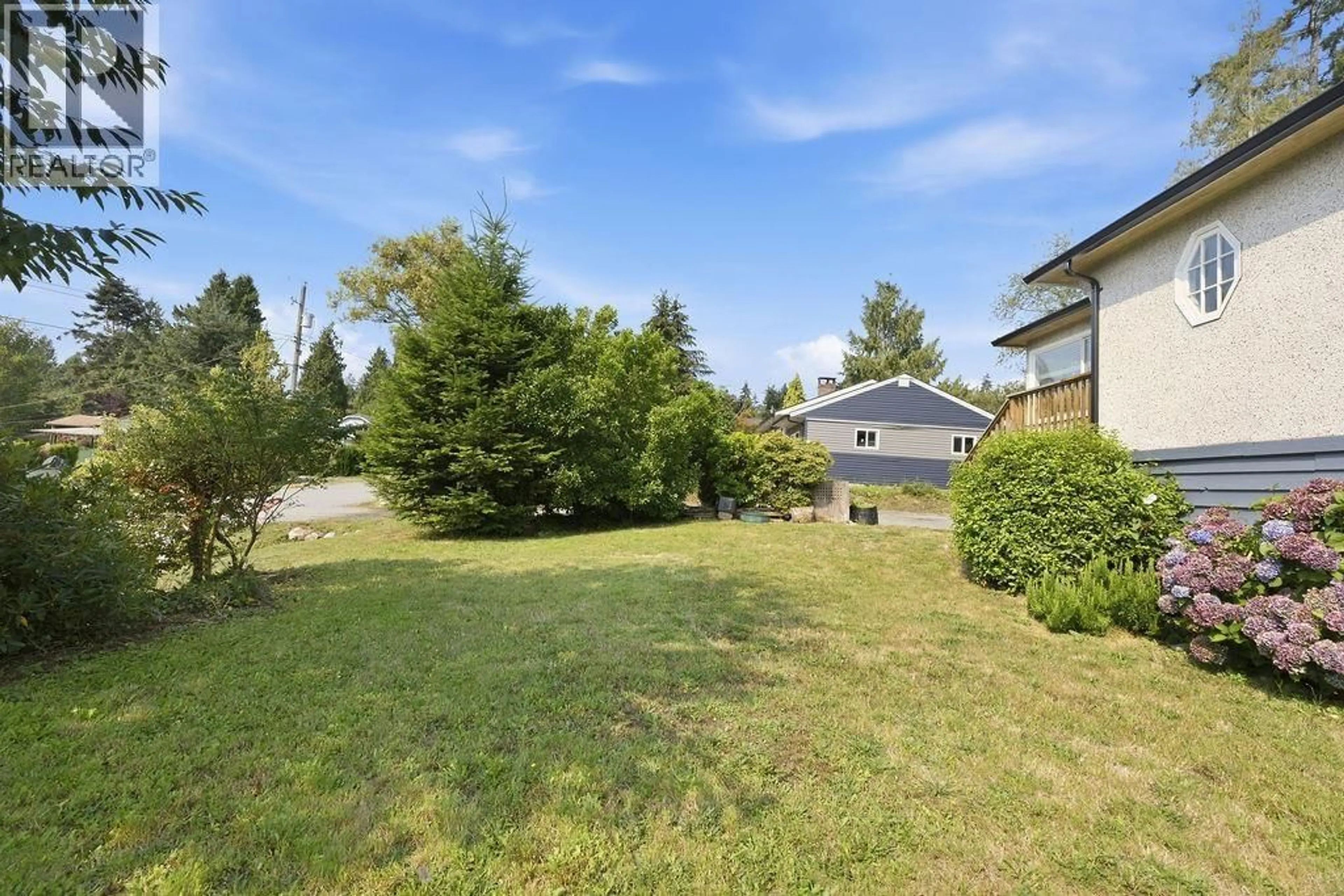 Patio, unknown for 1022 ROSAMUND ROAD, Gibsons British Columbia V0N1V3