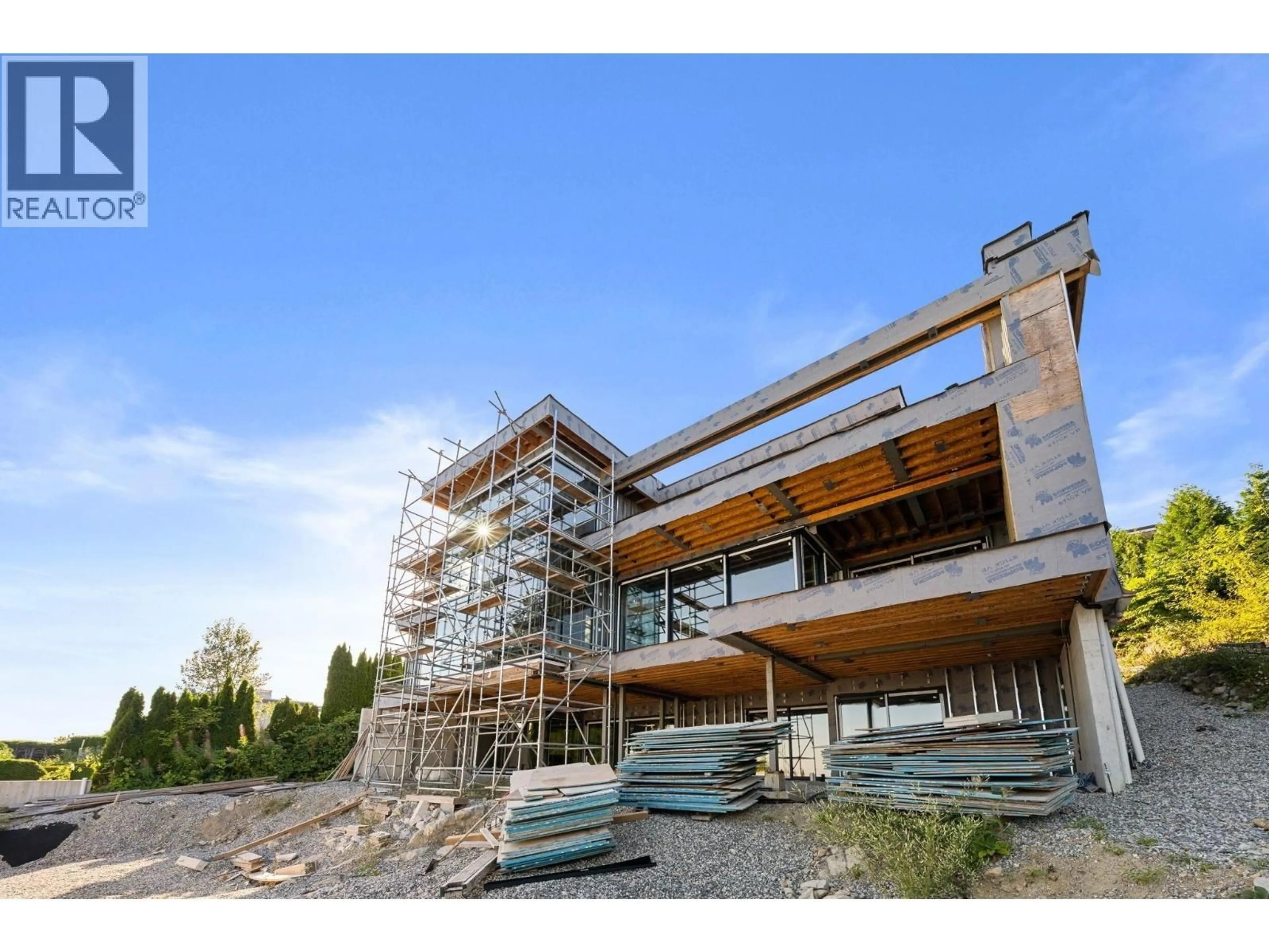 Home with brick exterior material, building for 1424 SANDHURST PLACE, West Vancouver British Columbia V7S2P3