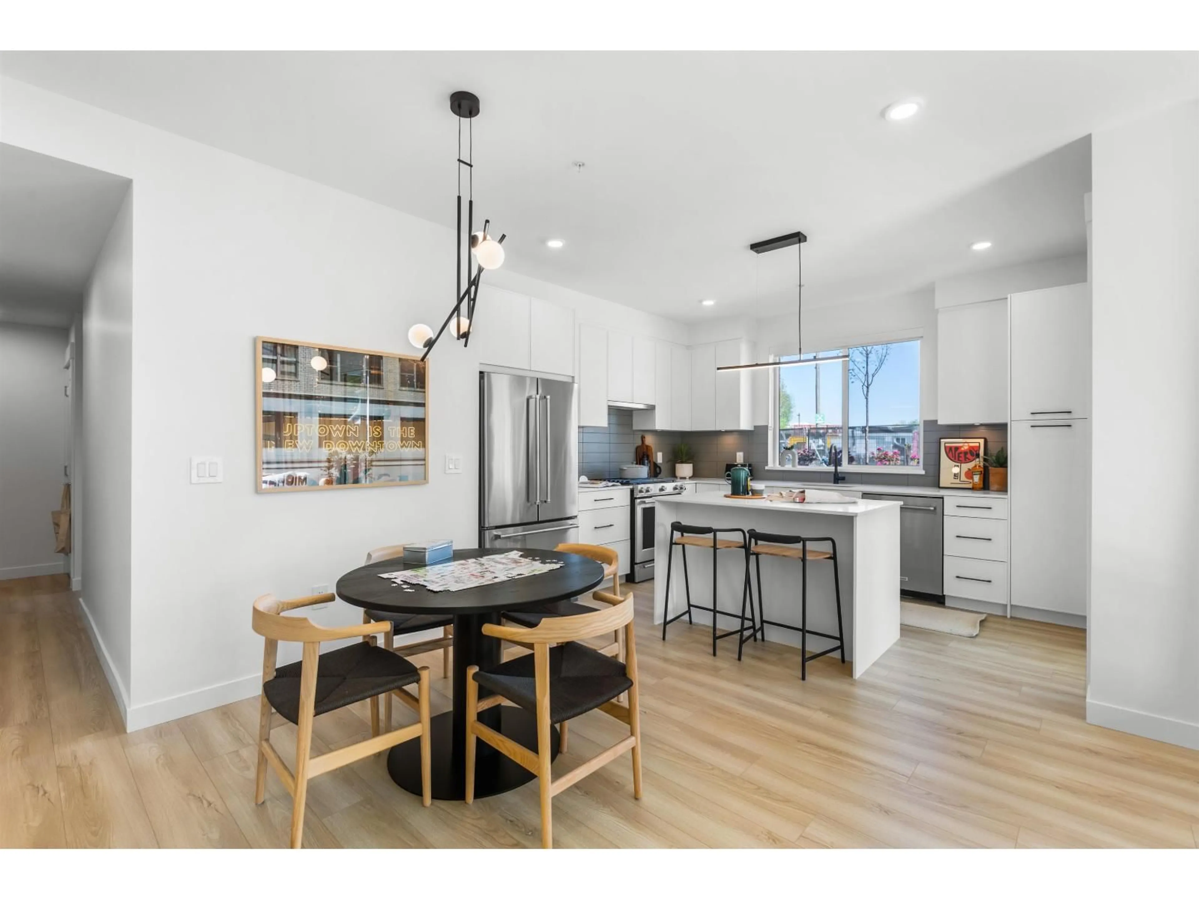 Open concept kitchen, unknown for 313 - 2771 MONTROSE AVENUE, Abbotsford British Columbia V2S0R2