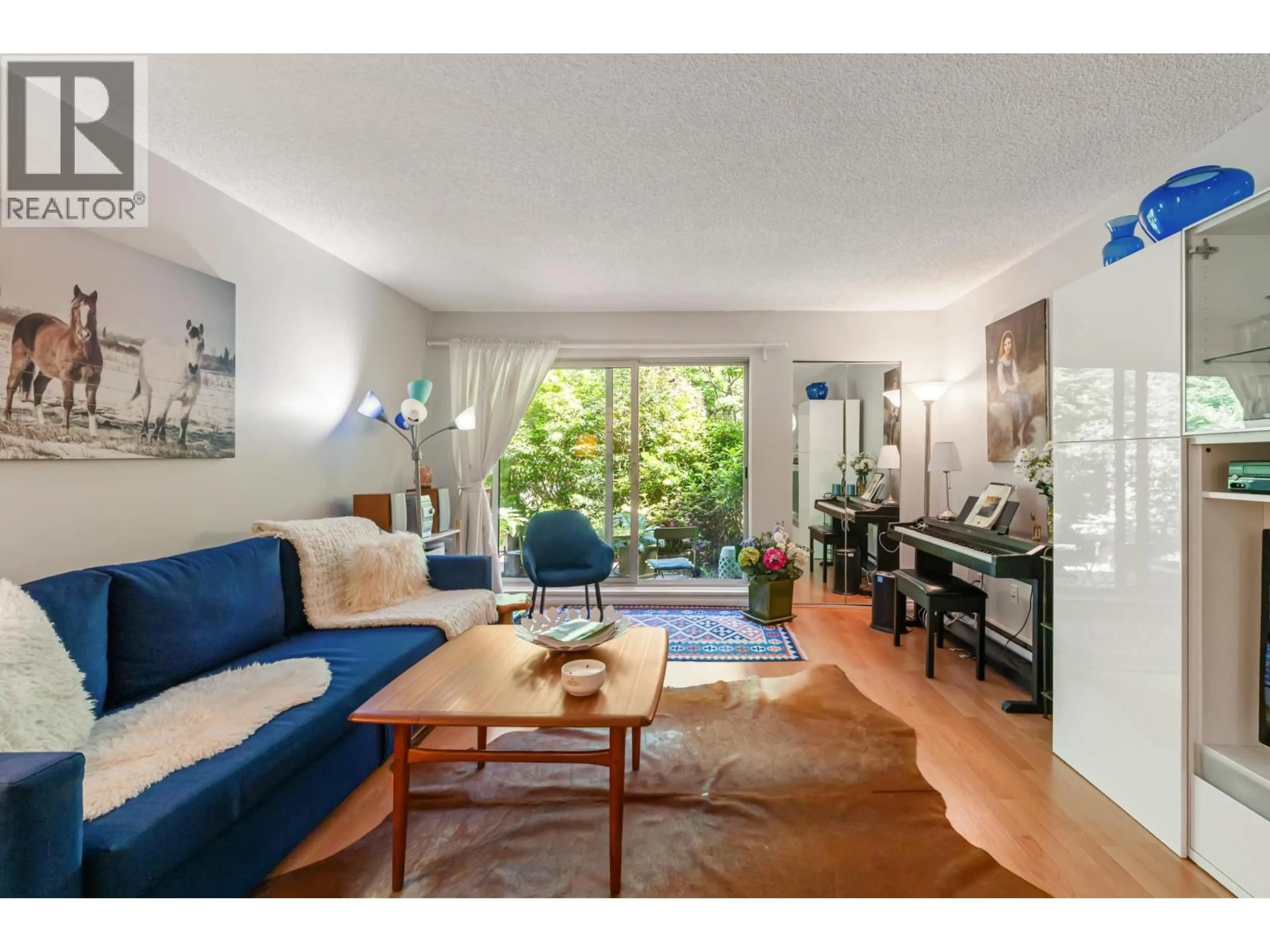 Living room with furniture, unknown for 215 - 4373 HALIFAX STREET, Burnaby British Columbia V5C5Z2