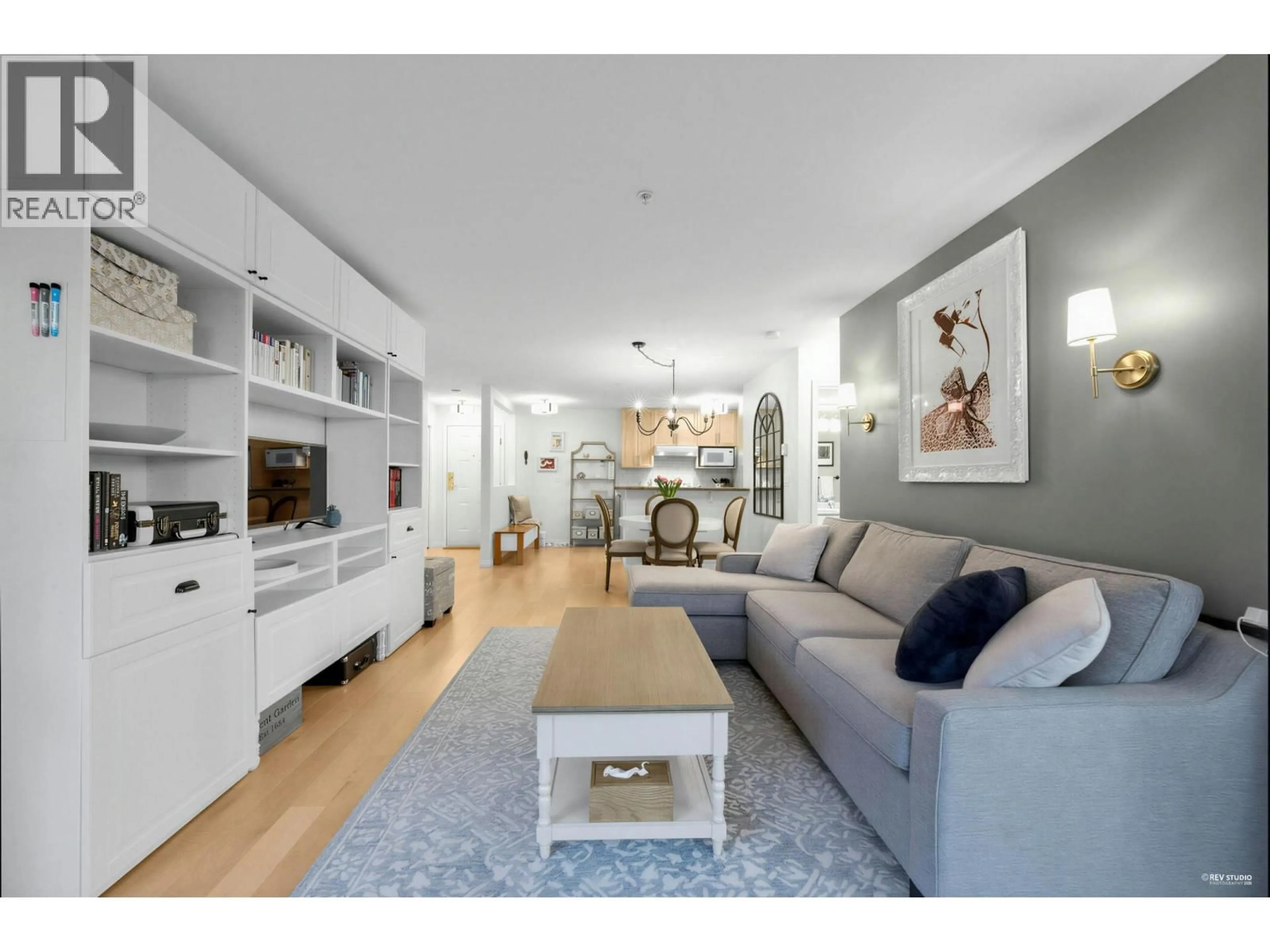 Living room with furniture, unknown for 211 - 7139 18TH AVENUE, Burnaby British Columbia V3N4Z3