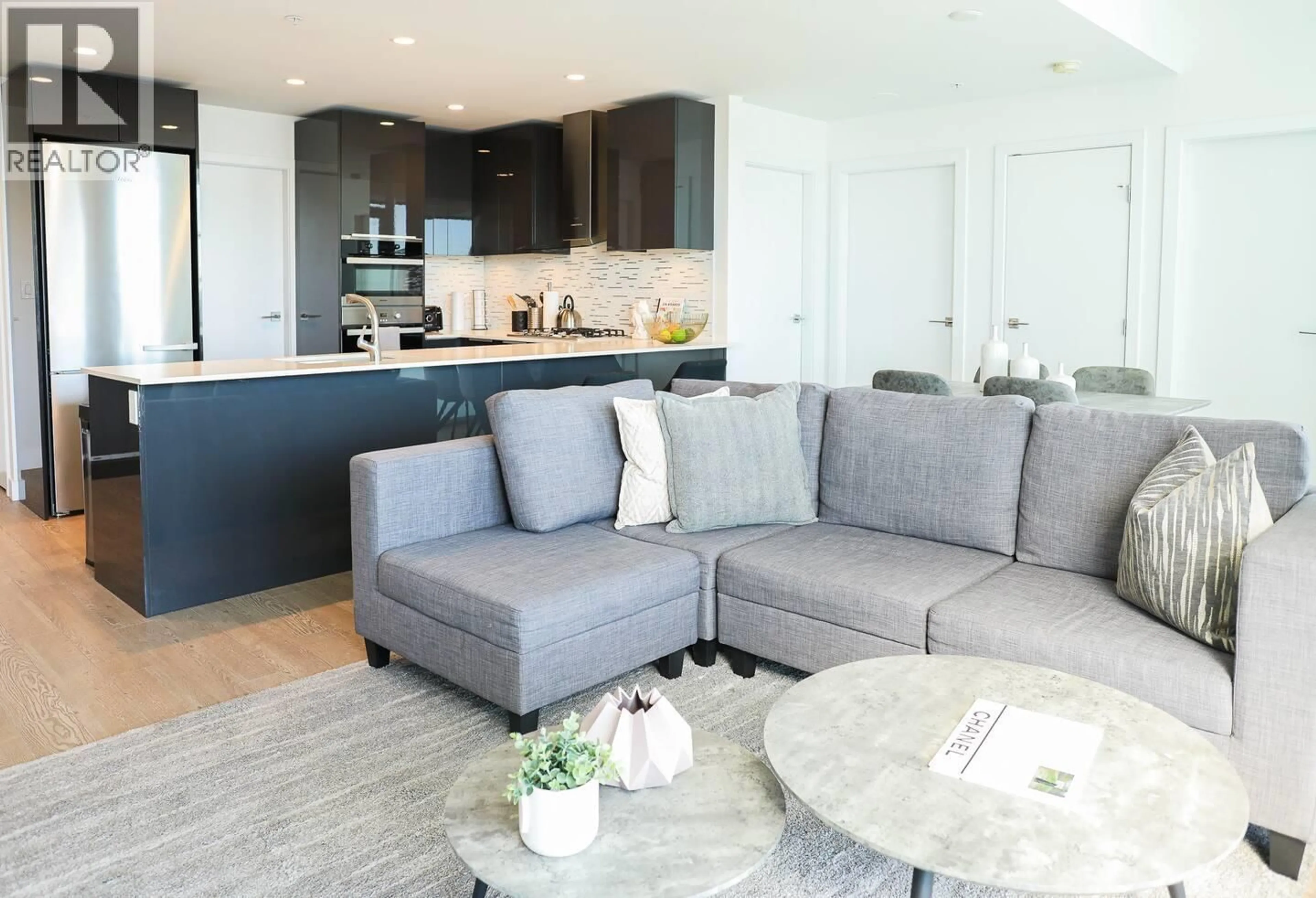 Open concept kitchen, unknown for 4103 - 1283 HOWE STREET, Vancouver British Columbia V5C1P7