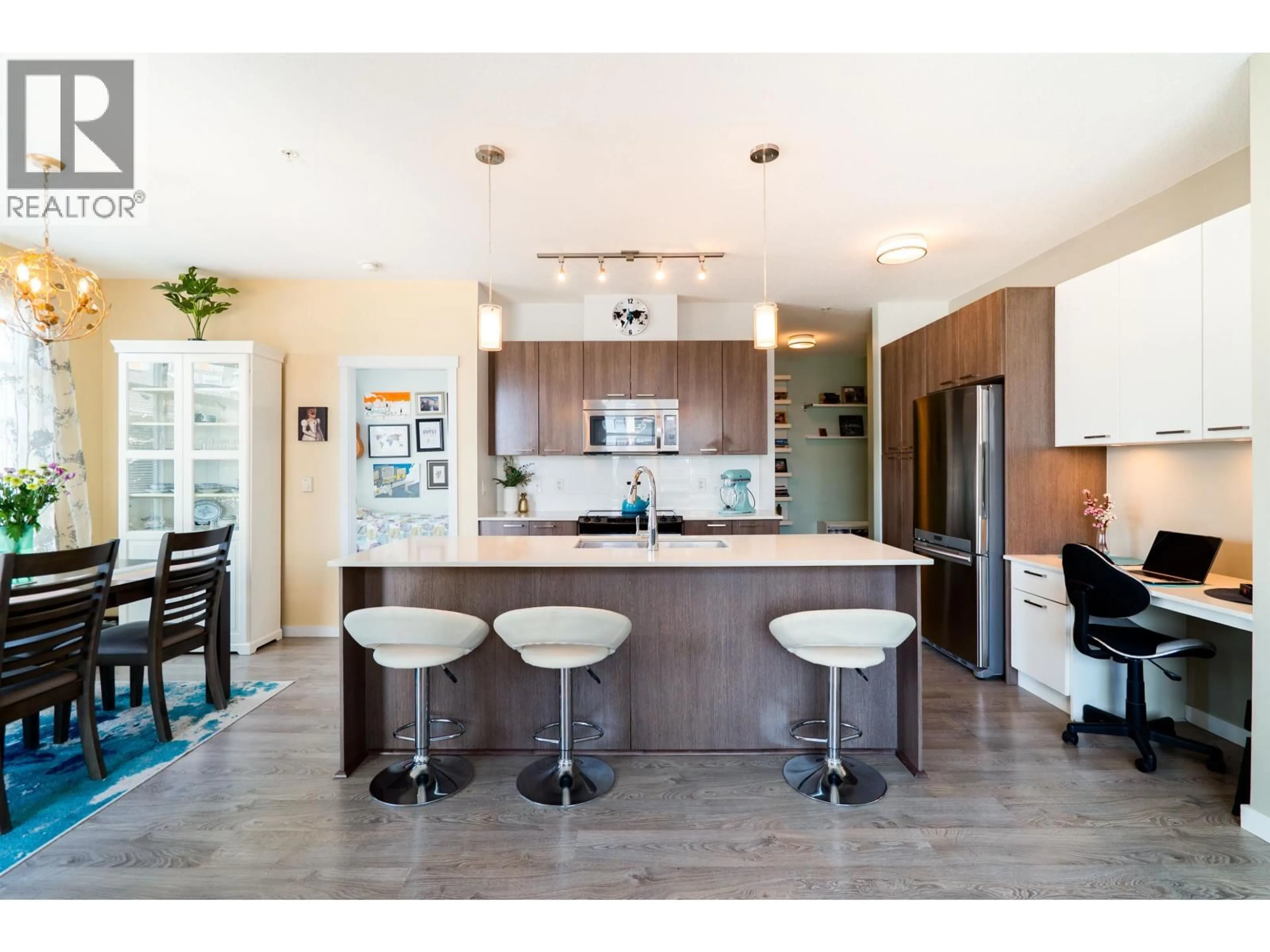 Open concept kitchen, ceramic/tile floor for 215 - 617 SMITH AVENUE, Coquitlam British Columbia V3J0C3