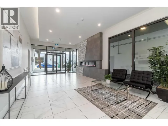 409 - 1633 TATLOW AVENUE, North Vancouver 2