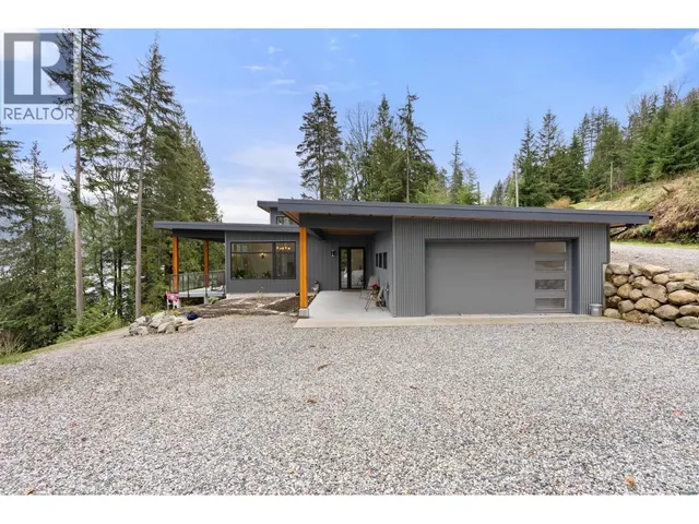 103 WITHERBY ROAD, Gibsons 3