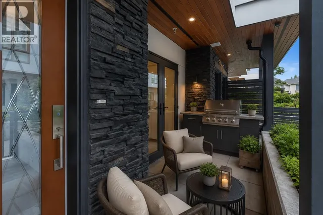 8327 FRENCH STREET, Vancouver 2