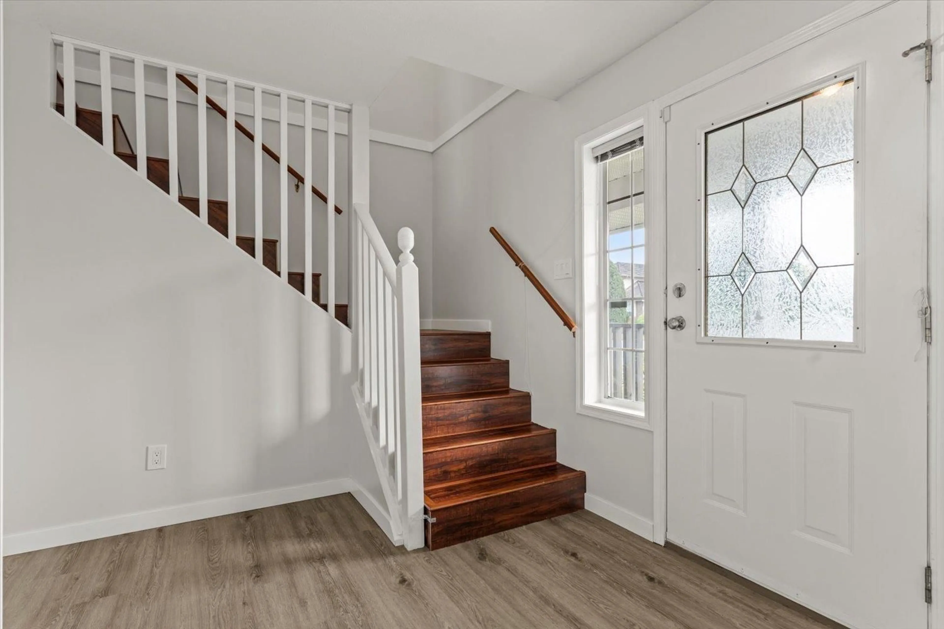 Indoor entryway for 7487 GARNET DRIVE, Chilliwack British Columbia V2R3B1