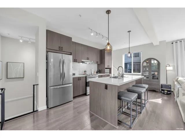 100 - 8138 204 STREET, Langley 3