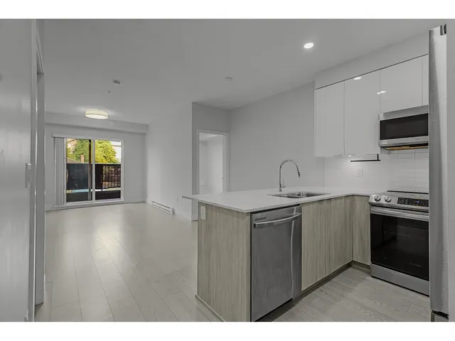 110 - 5486 199A STREET, Langley 3