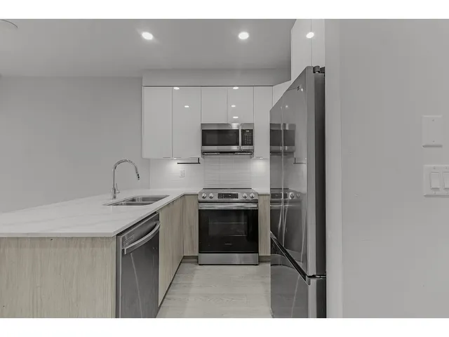 110 - 5486 199A STREET, Langley 4