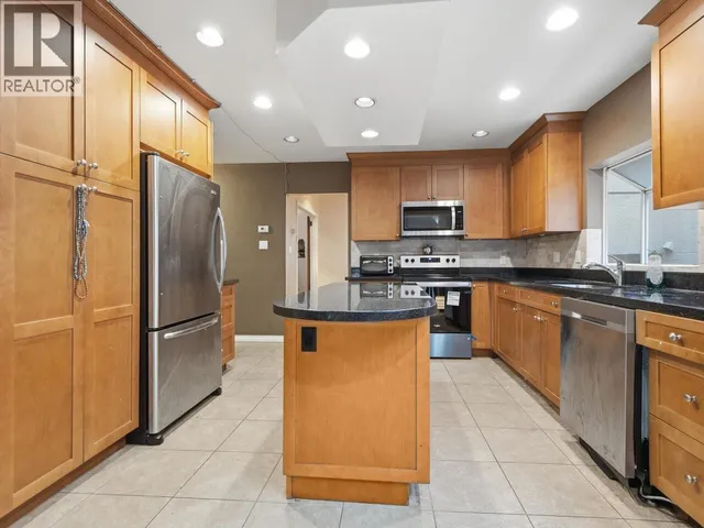 4154 MCGILL STREET, Burnaby 5