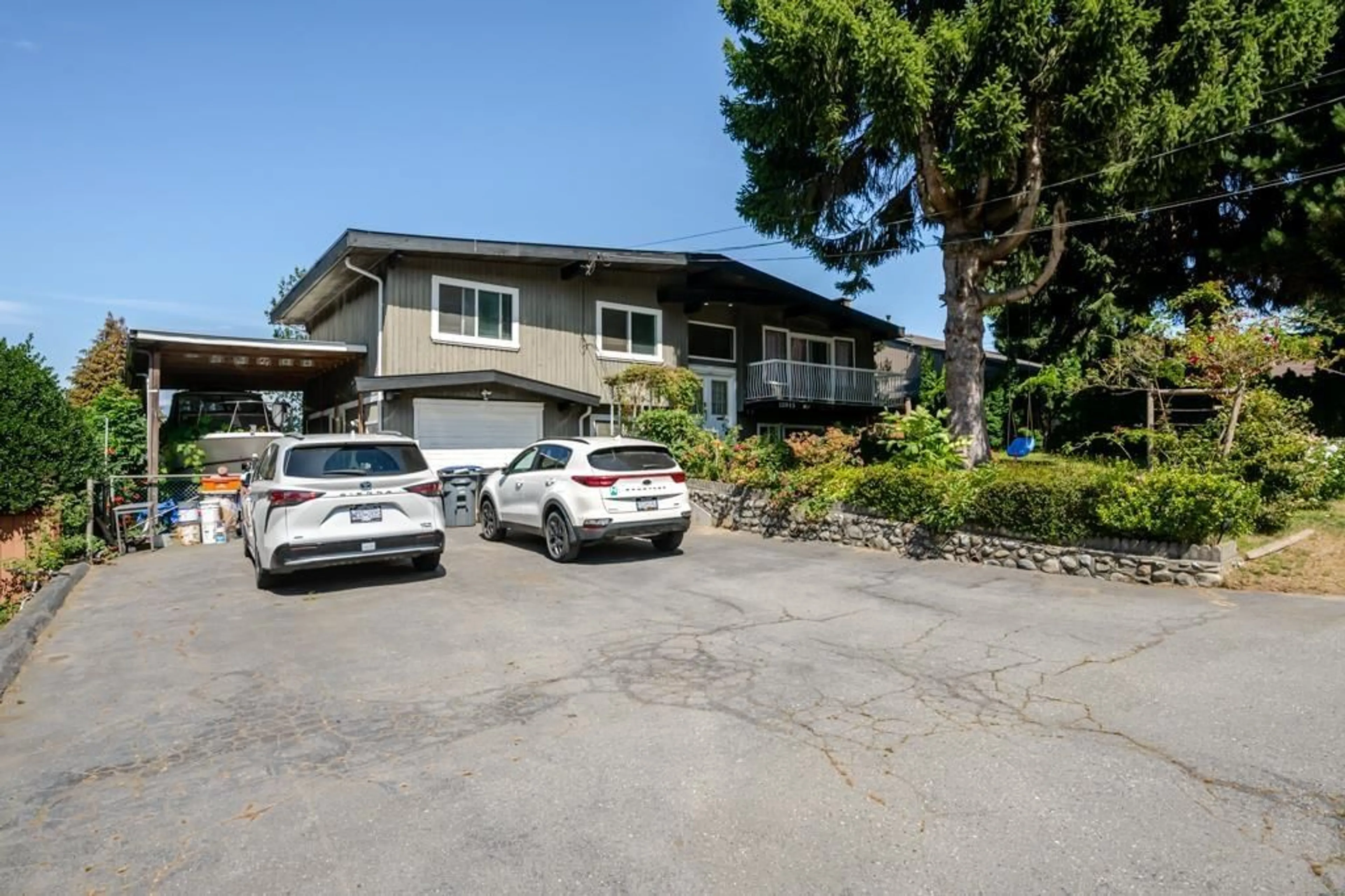 Unknown for 13945 116 AVENUE, Surrey British Columbia V3R2T3