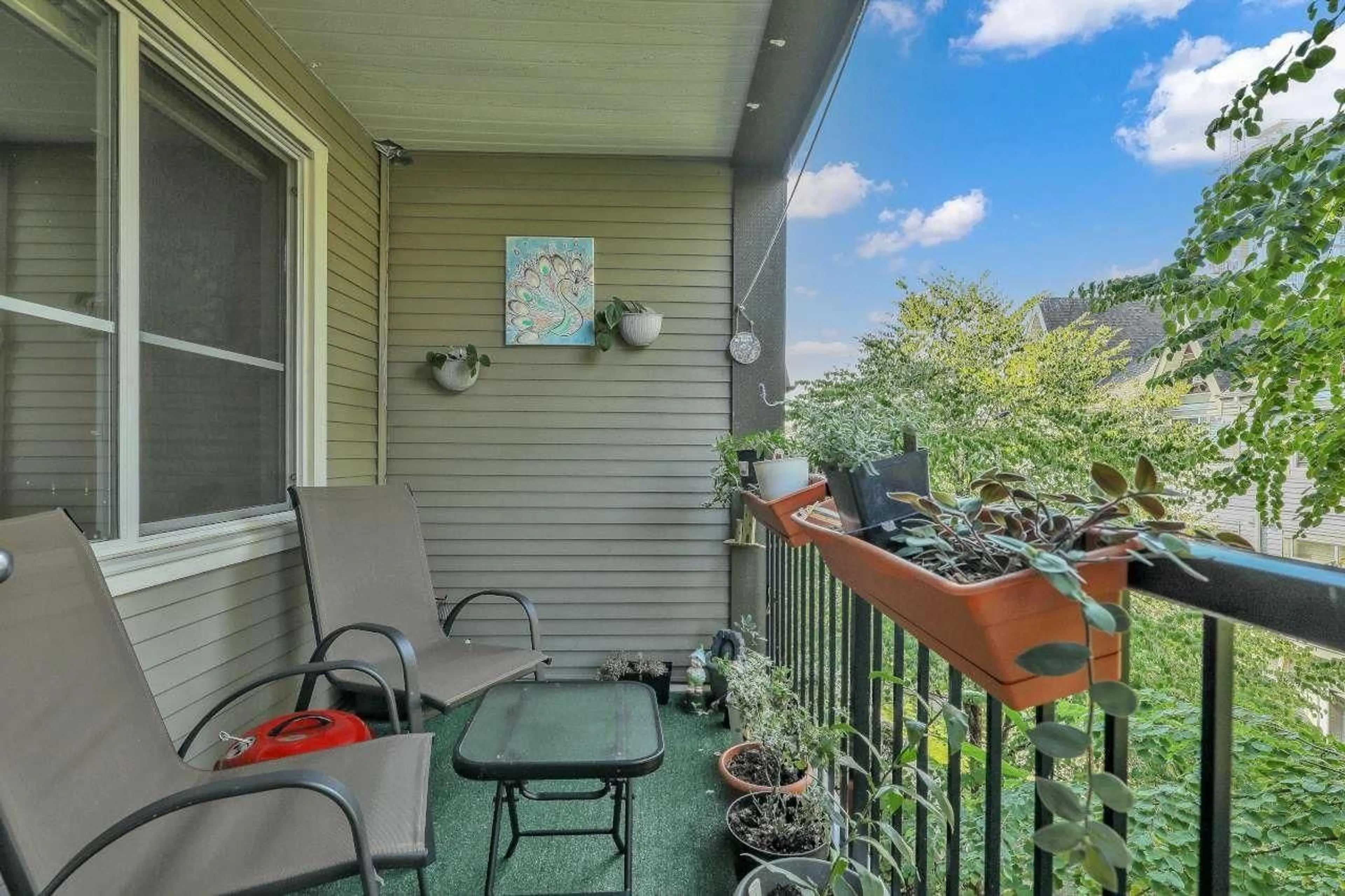 Balcony in the apartment, water/lake/river/ocean view for 419 - 12083 92A AVENUE, Surrey British Columbia V3V8C8