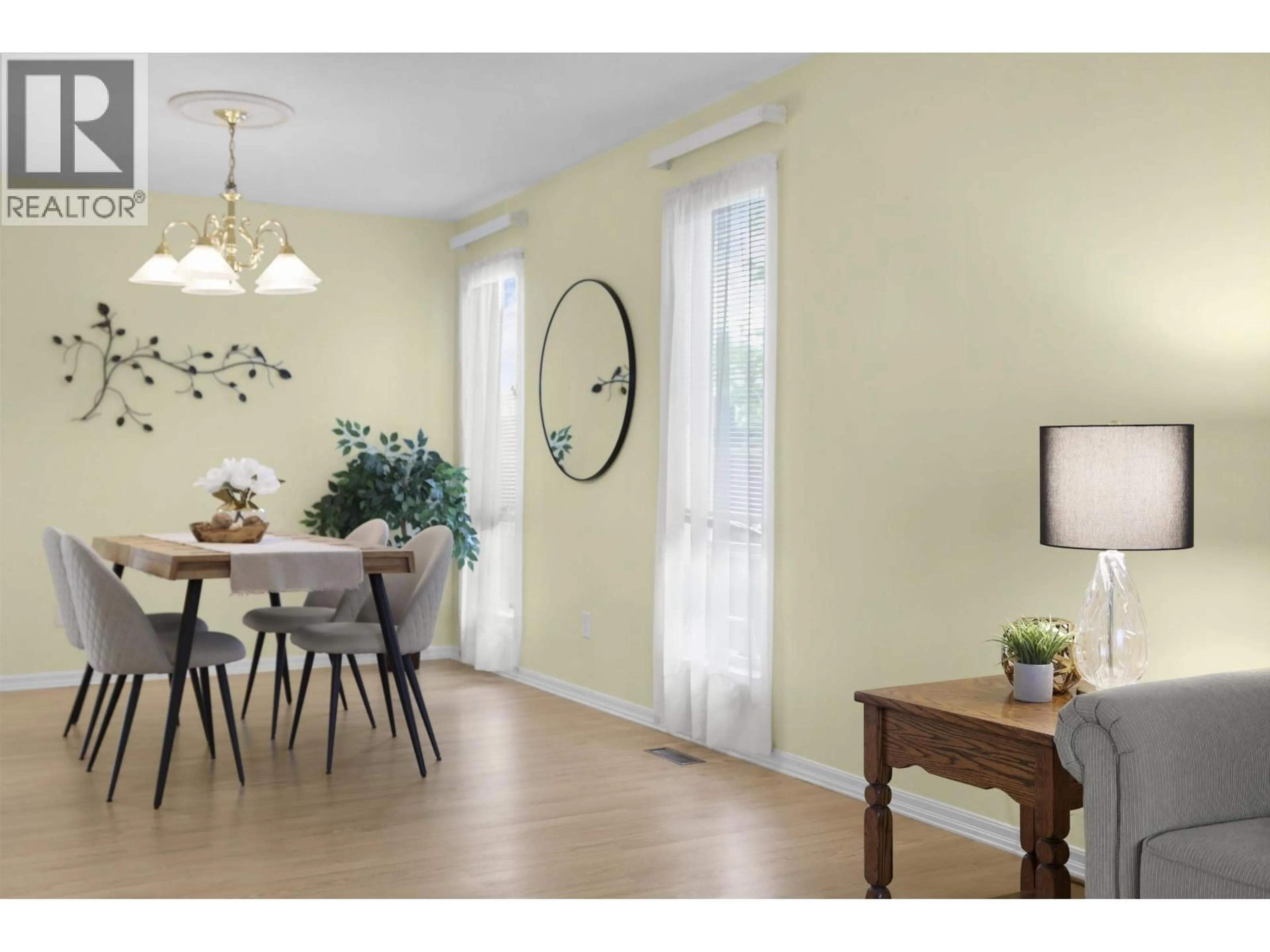 Dining room, wood/laminate floor for 23439 NIGHTINGALE AVENUE, Maple Ridge British Columbia V2X9M2