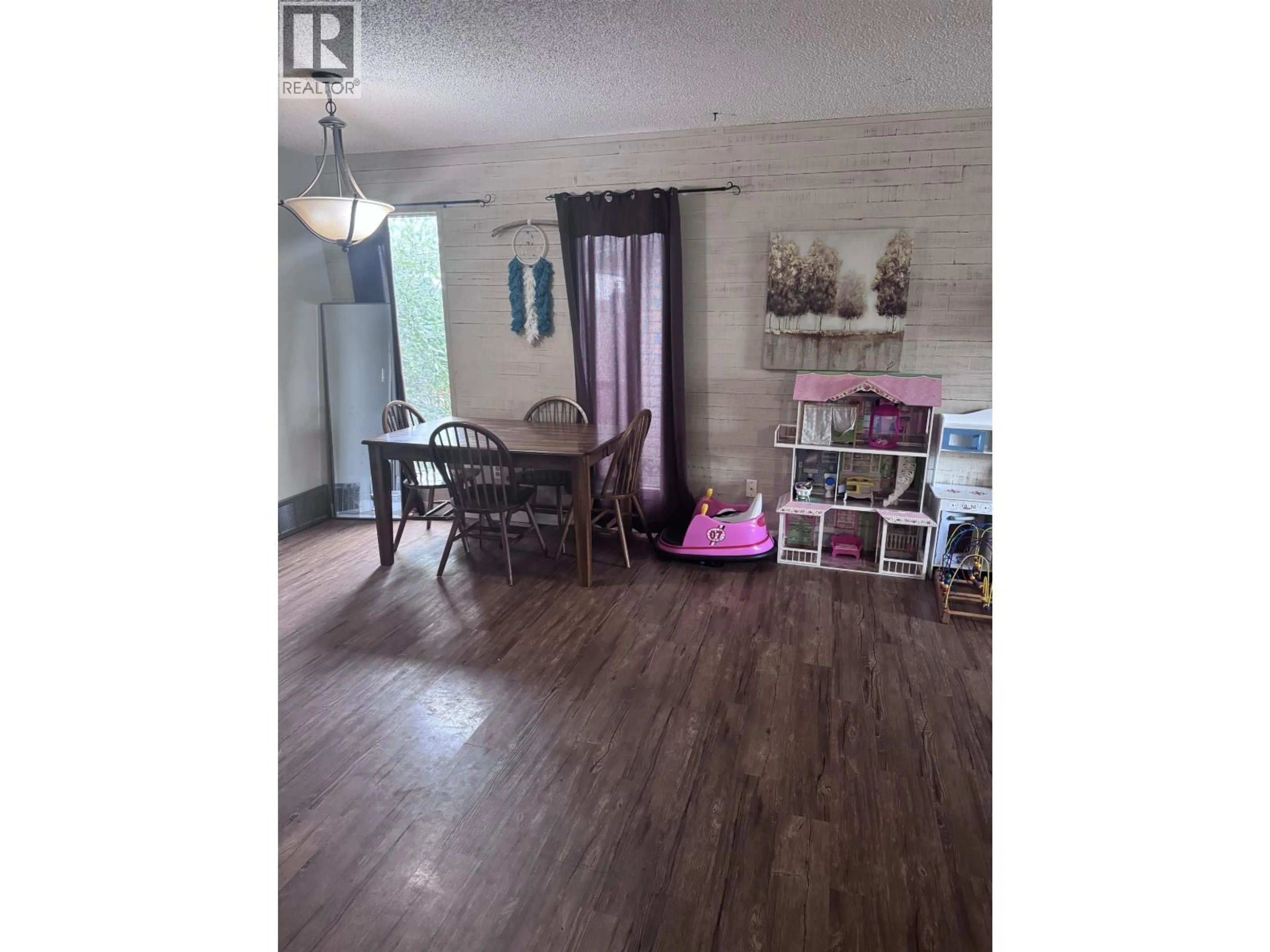 A pic of a room for 11404 92 STREET, Fort St. John British Columbia V1J4Y3