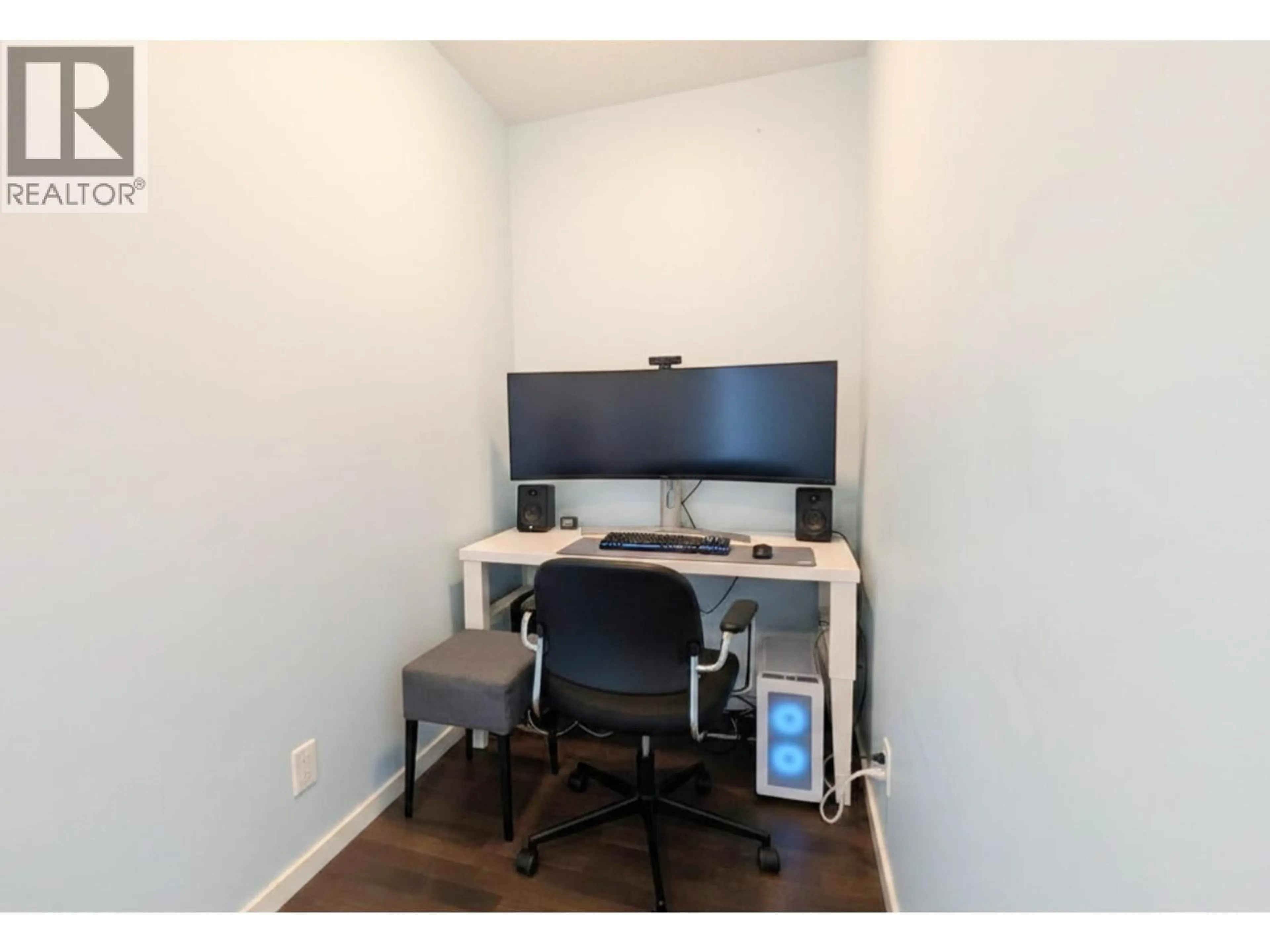 A pic of a room for 1209 - 7888 ACKROYD ROAD, Richmond British Columbia V6X0M9