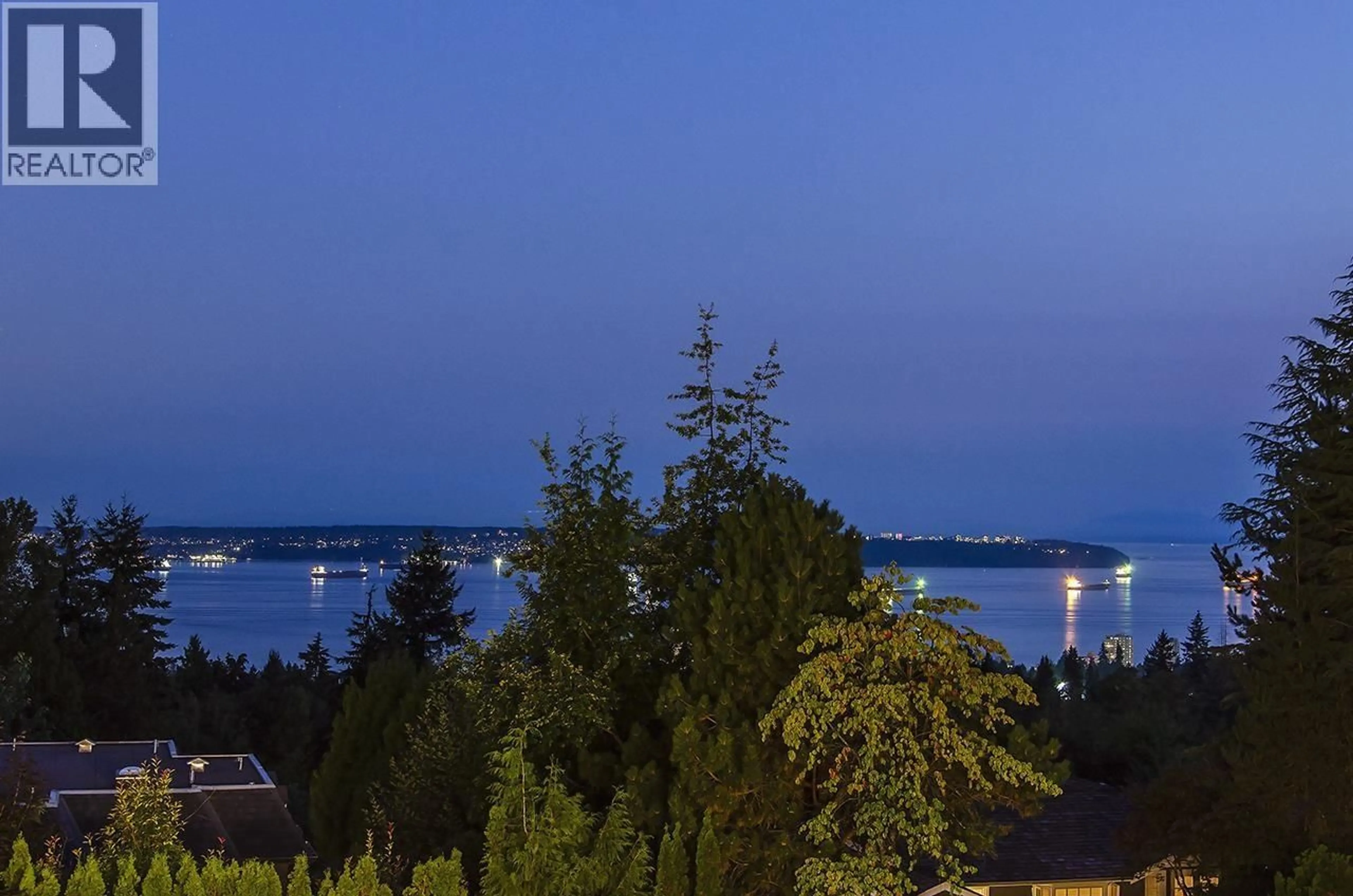 Patio, water/lake/river/ocean view for 1315 TYROL ROAD, West Vancouver British Columbia V7S2L5