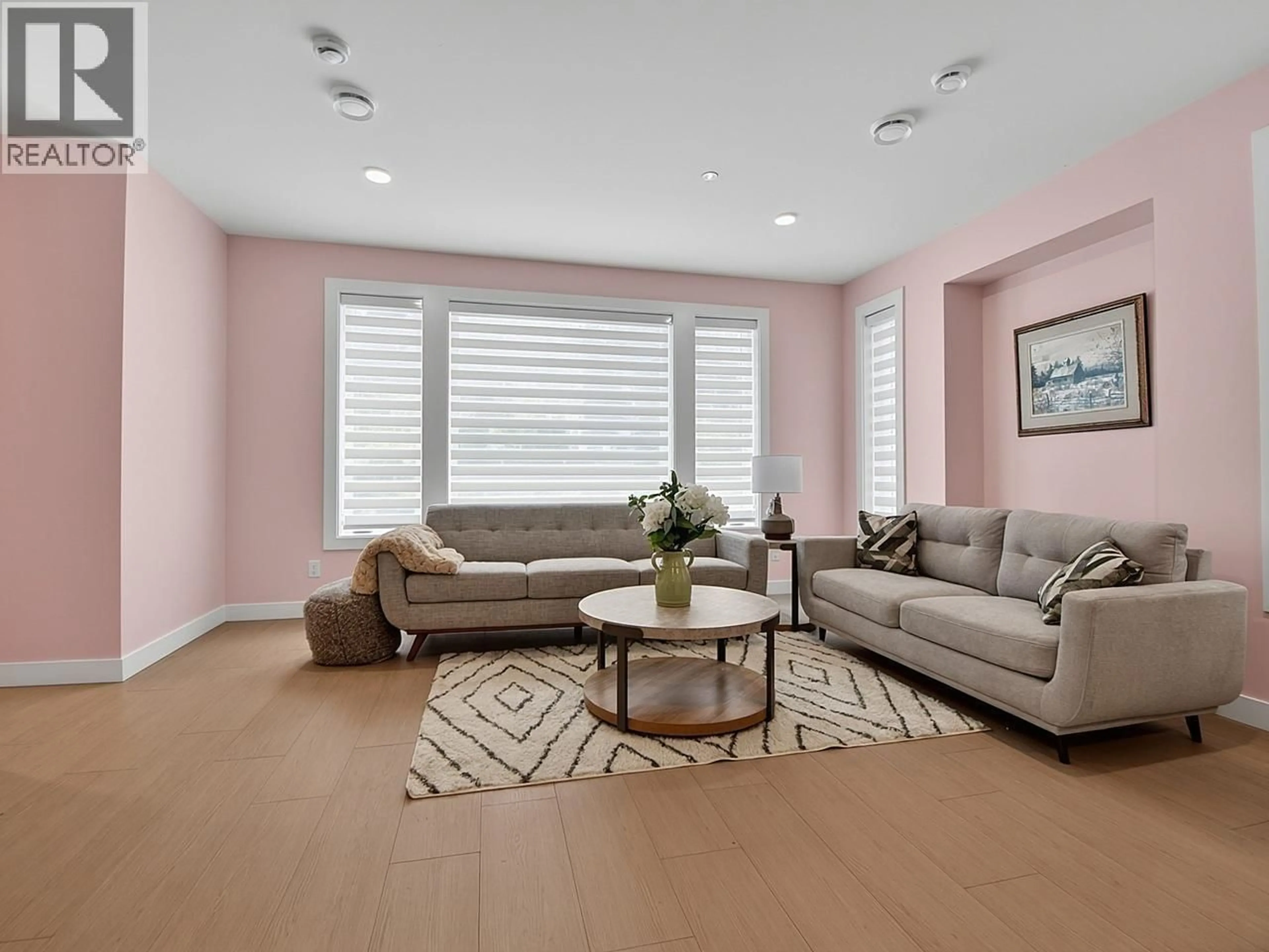 Living room with furniture, unknown for 1 - 2254 24TH AVENUE, Vancouver British Columbia V5N2V2