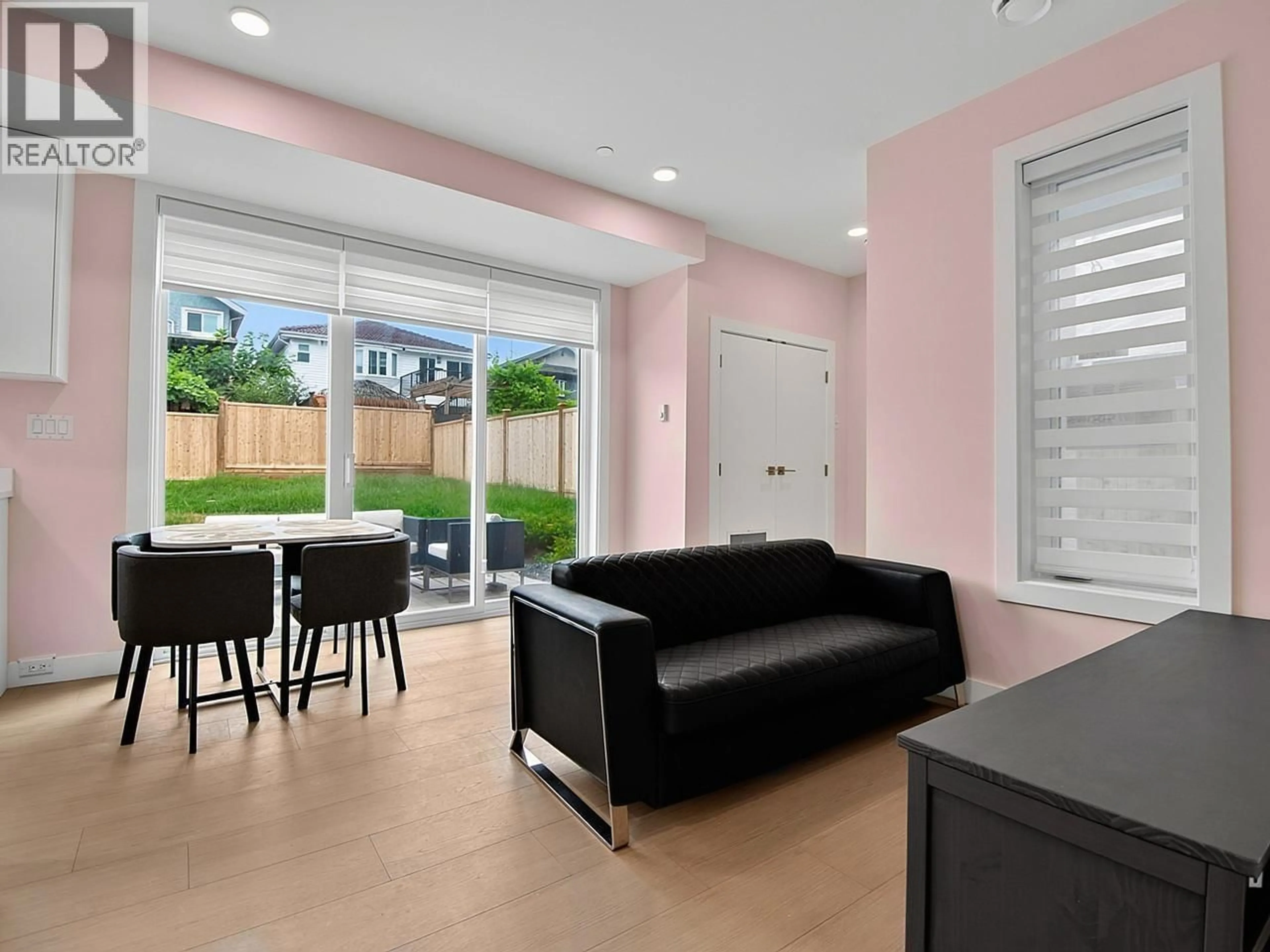 Living room with furniture, unknown for 2 - 2254 24TH AVENUE, Vancouver British Columbia V5N2V2