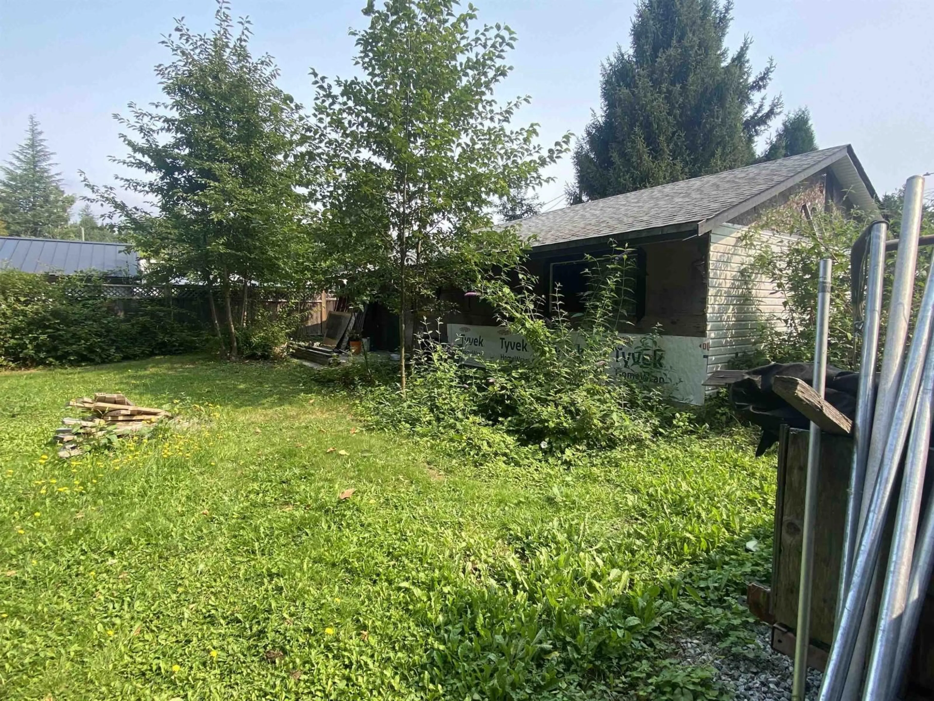 Shed for 7893 EAGLE CRESCENT, Mission British Columbia V2V5C7