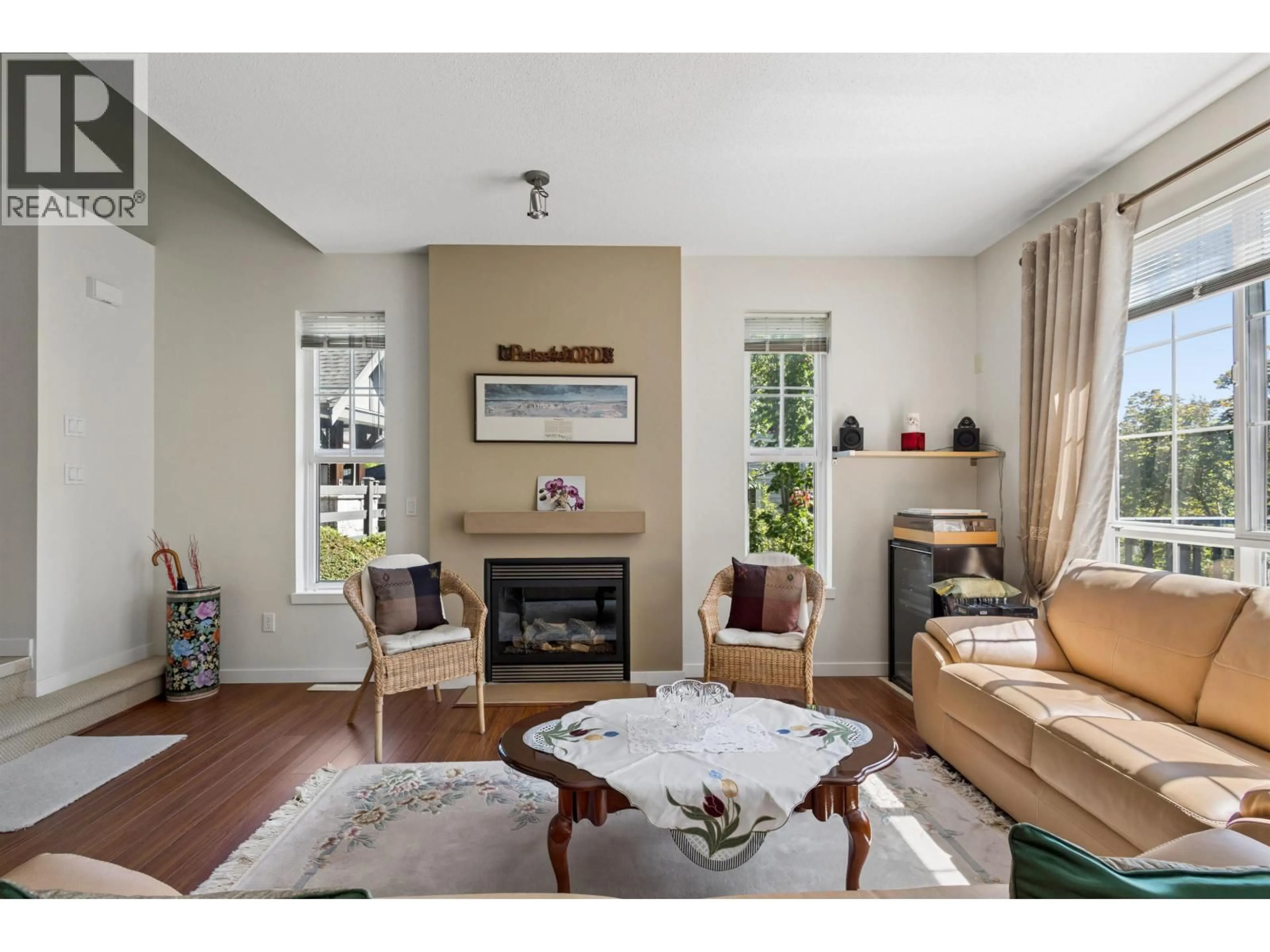 Living room with furniture, unknown for 126 - 2200 PANORAMA DRIVE, Port Moody British Columbia V3H5M2