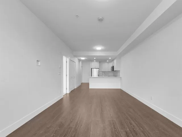 207 - 9983 BARNSTON DRIVE EAST, Surrey 4