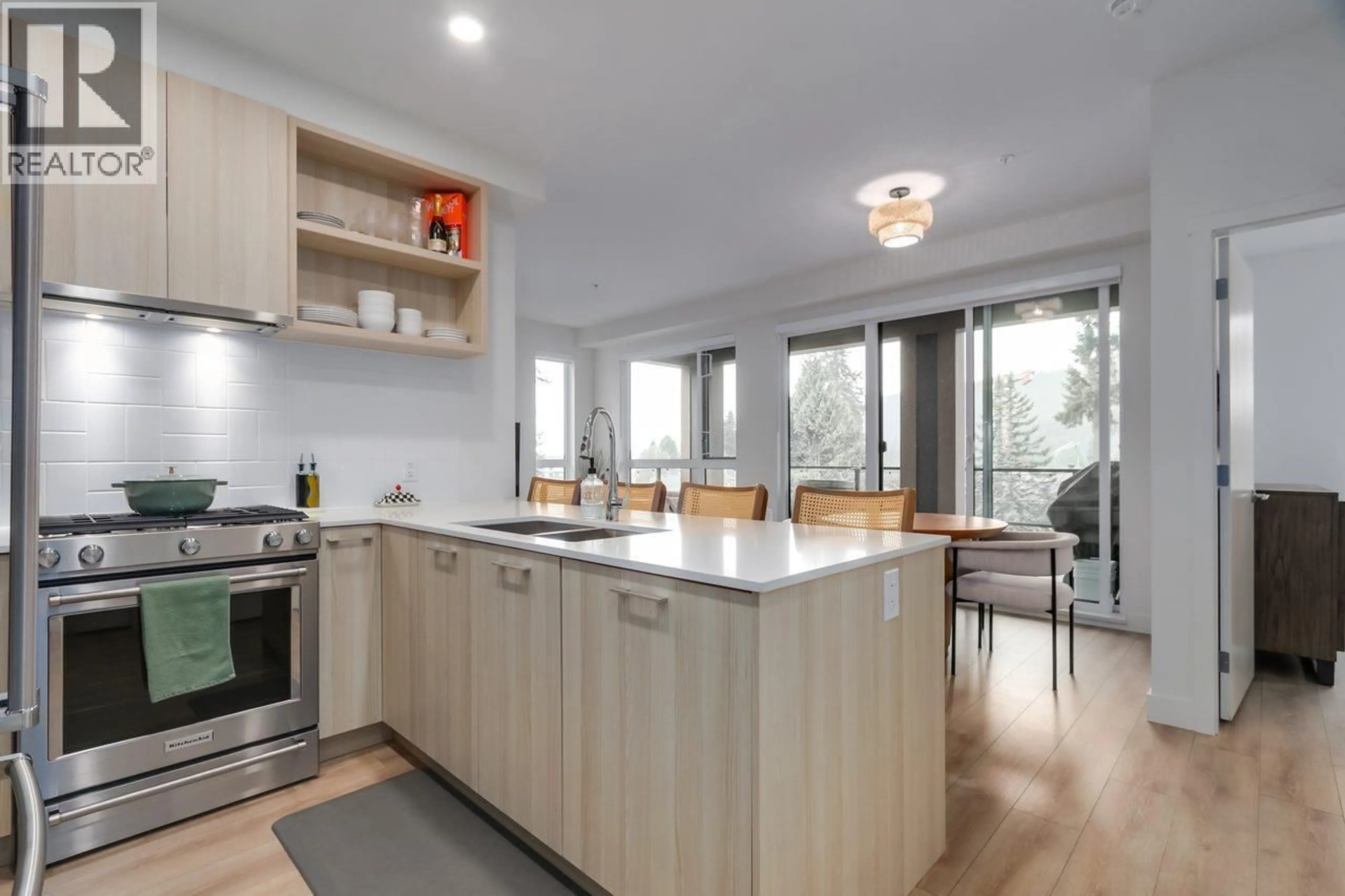 Contemporary kitchen, unknown for 306 - 741 ANSKAR COURT, Coquitlam British Columbia V3J0N3