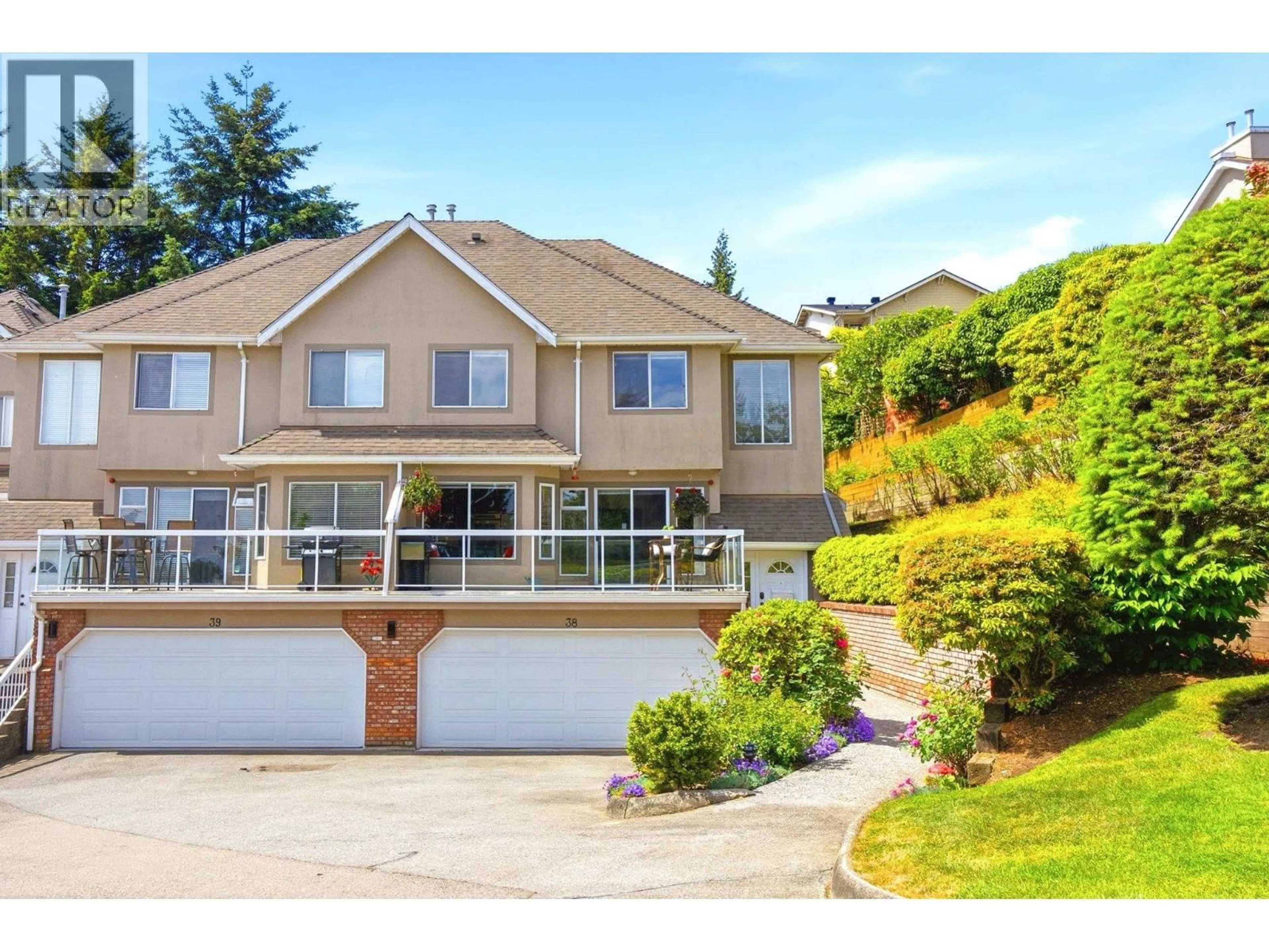 Home with vinyl exterior material, mountain view for 38 - 72 JAMIESON COURT, New Westminster British Columbia V3L5R6