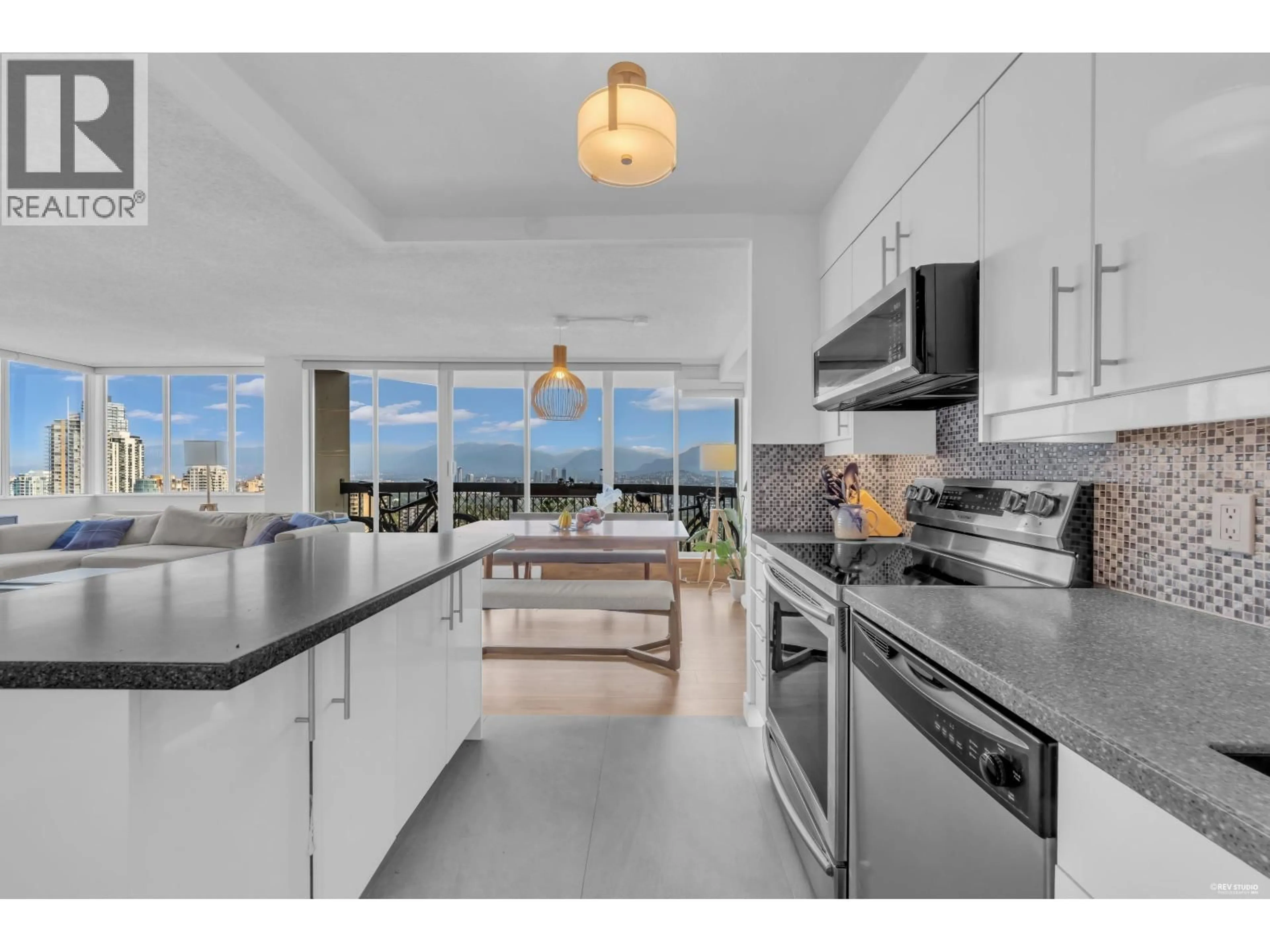 Open concept kitchen, ceramic/tile floor for 2006 - 6540 BURLINGTON AVENUE, Burnaby British Columbia V5H4G3