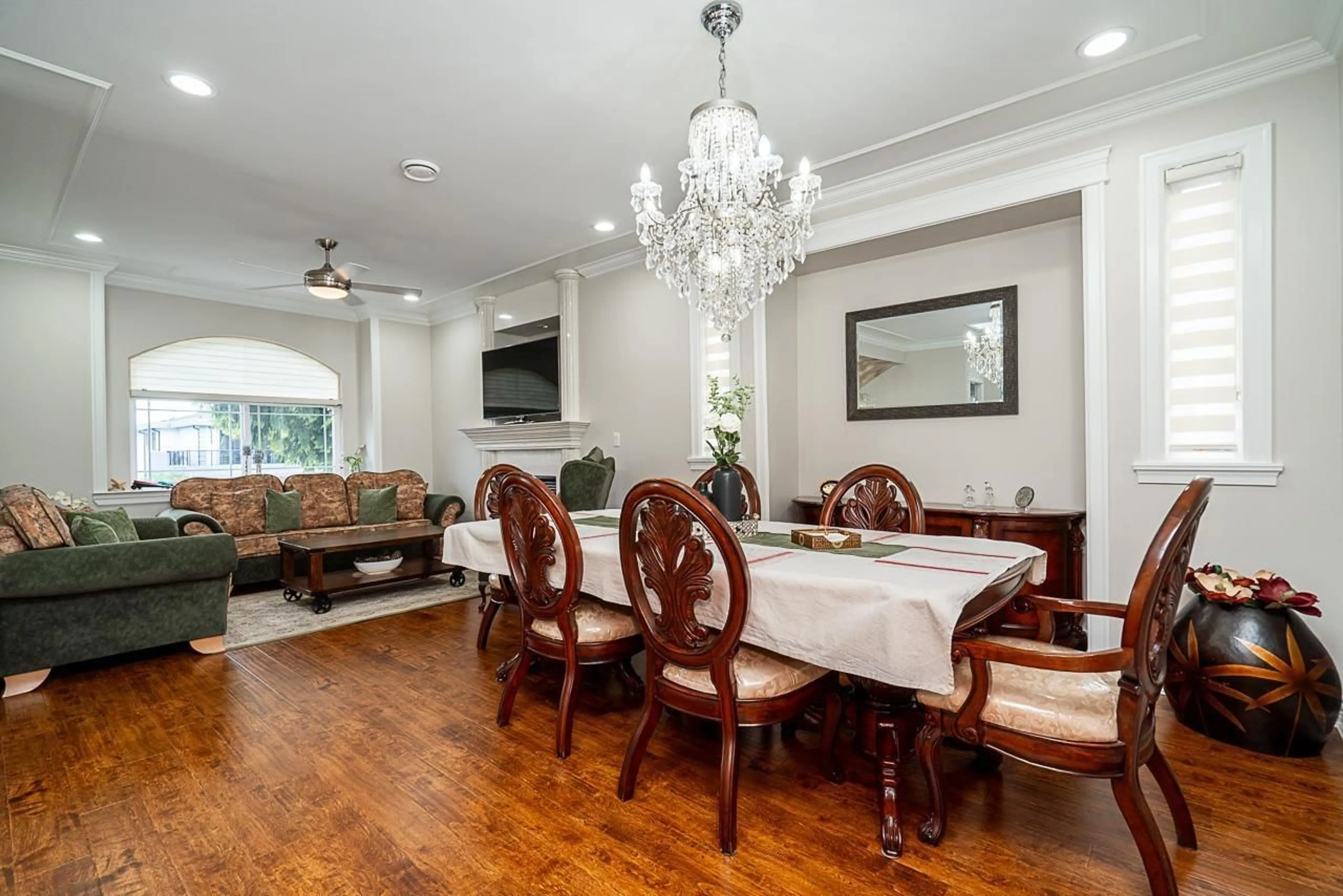 Dining room, unknown for 12623 90A AVENUE, Surrey British Columbia V3V1C6