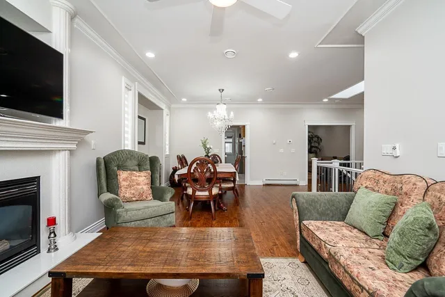12623 90A AVENUE, Surrey 5