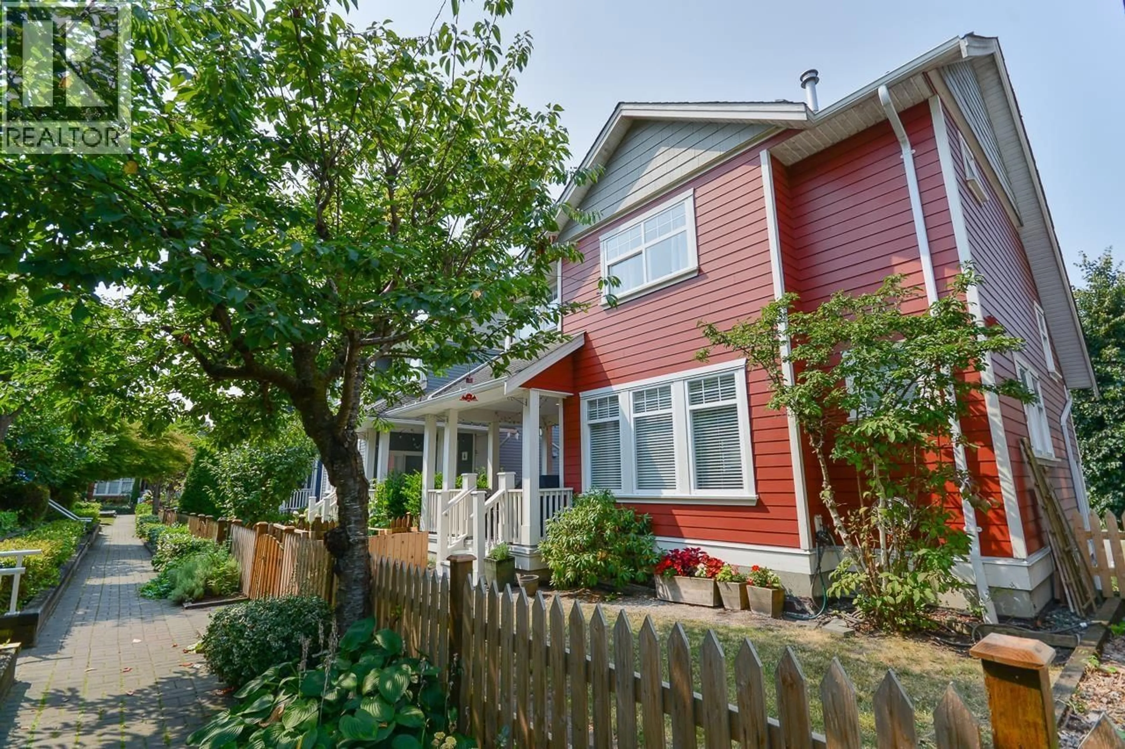 Home with vinyl exterior material, street for 5 - 13160 PRINCESS STREET, Richmond British Columbia V7E3S2