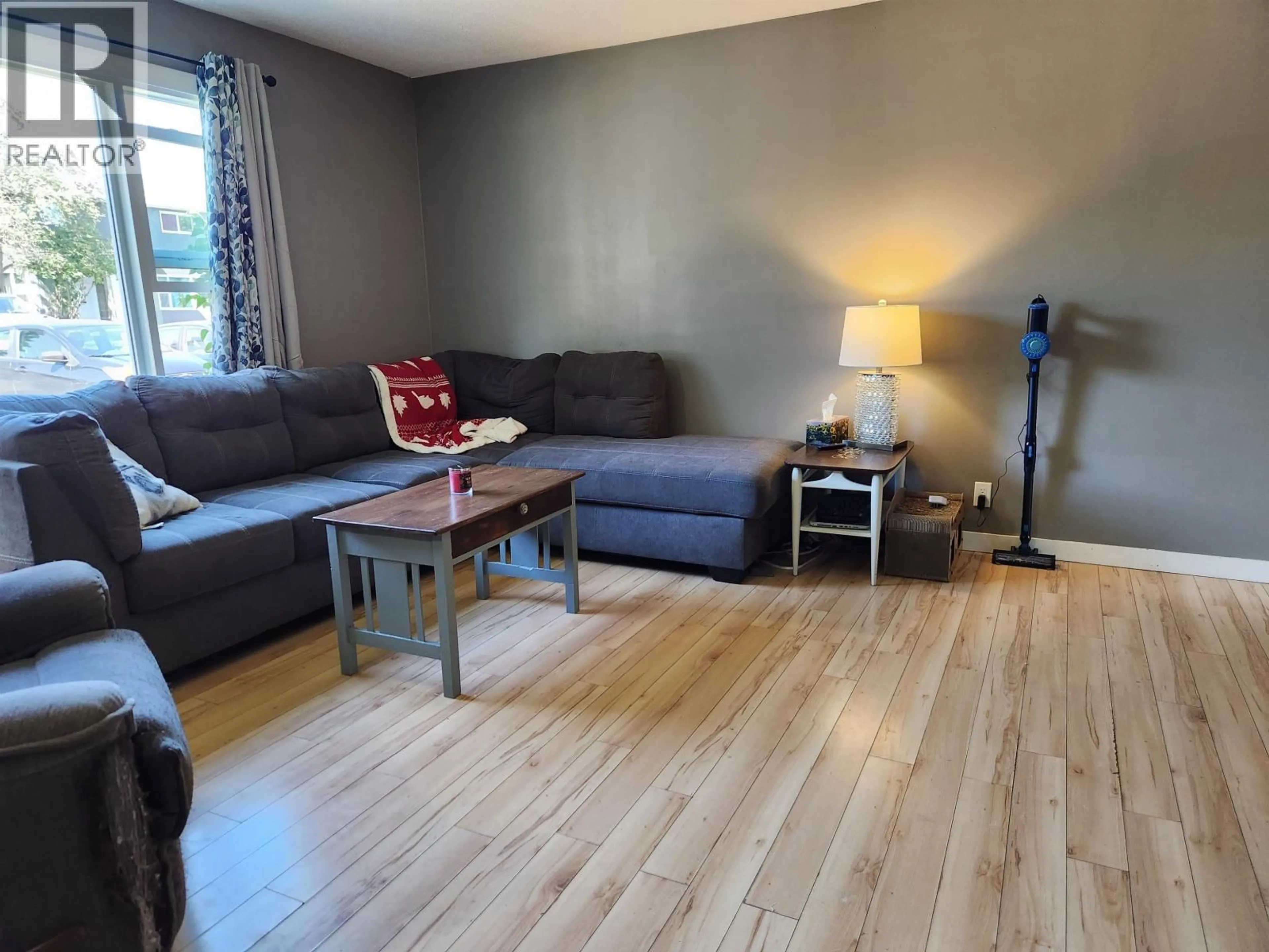 Living room with furniture, wood/laminate floor for G70 - 1900 STRATHCONA AVENUE, Prince George British Columbia V2L2V9