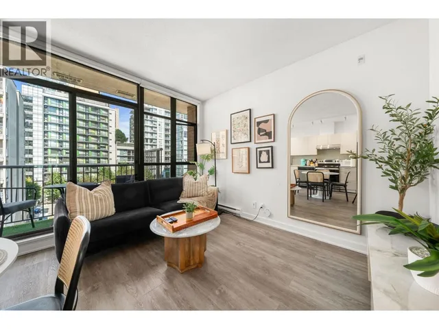 602 - 1249 GRANVILLE STREET, Vancouver 3