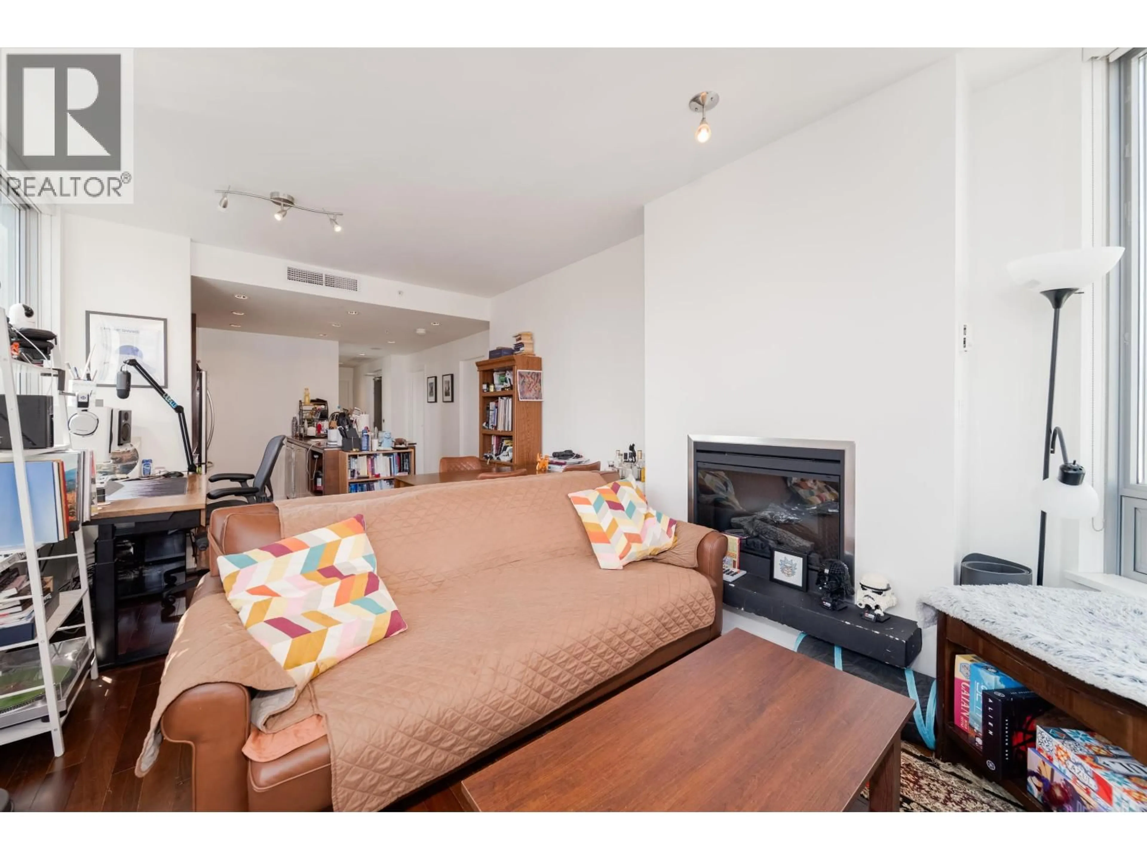 Living room with furniture, unknown for 2003 - 1005 BEACH AVENUE, Vancouver British Columbia V6E3W2