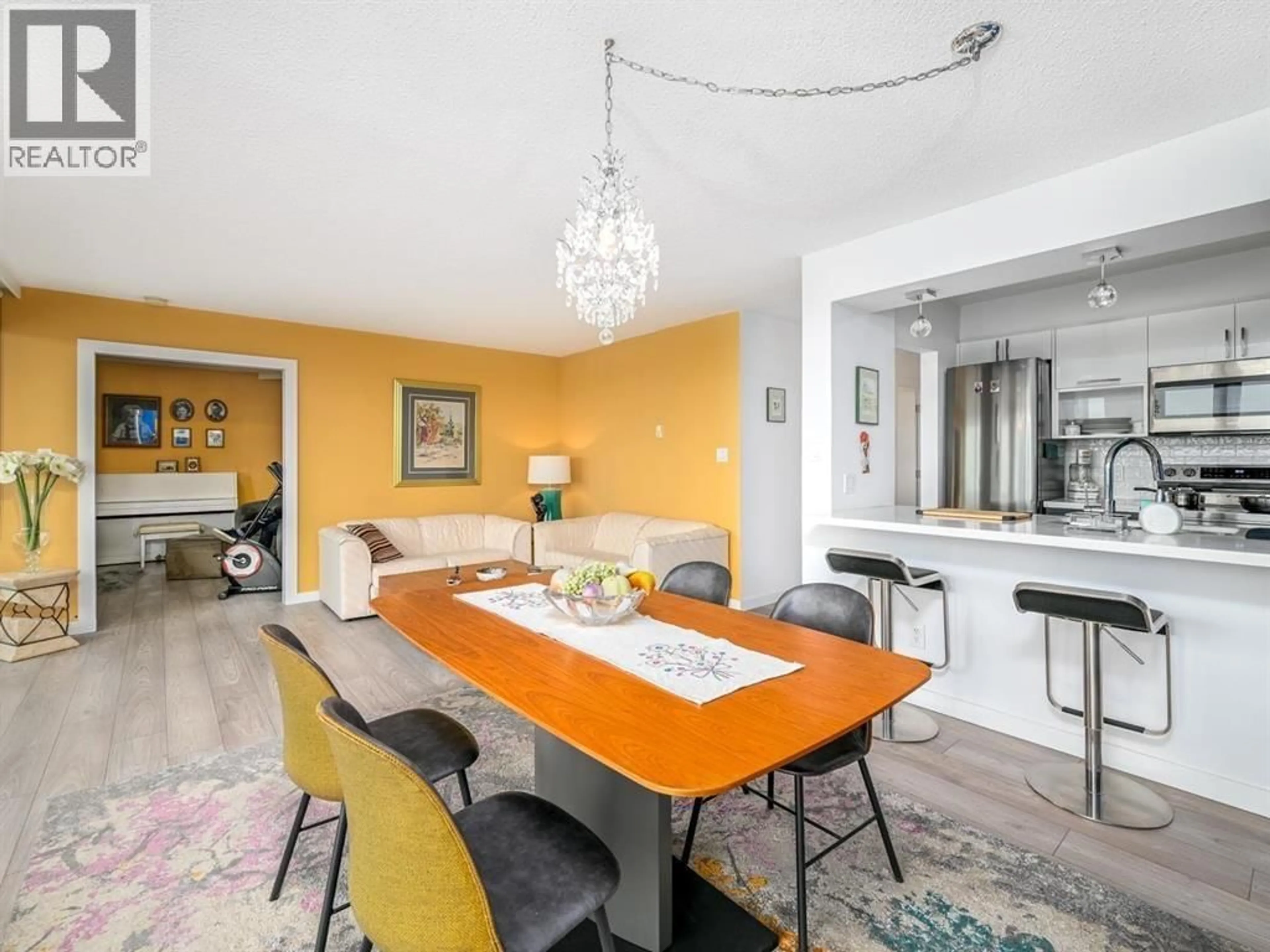 Dining room, unknown for 1501 - 4353 HALIFAX STREET, Burnaby British Columbia V5C5Z4