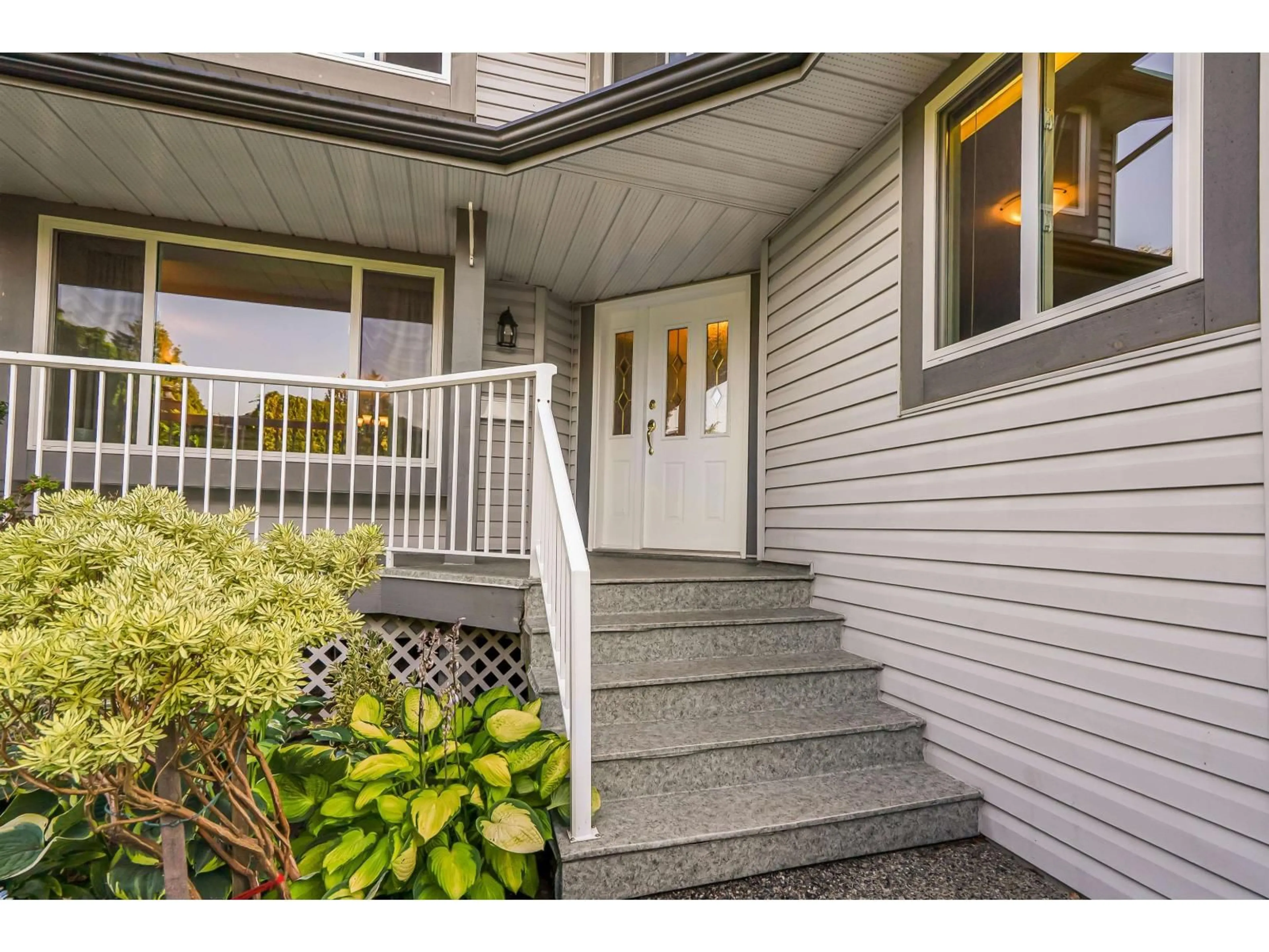 Unknown for 7446 149A STREET, Surrey British Columbia V3S3H5