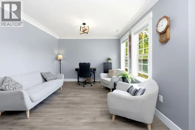1048 WOODSWORTH ROAD, Gibsons 5
