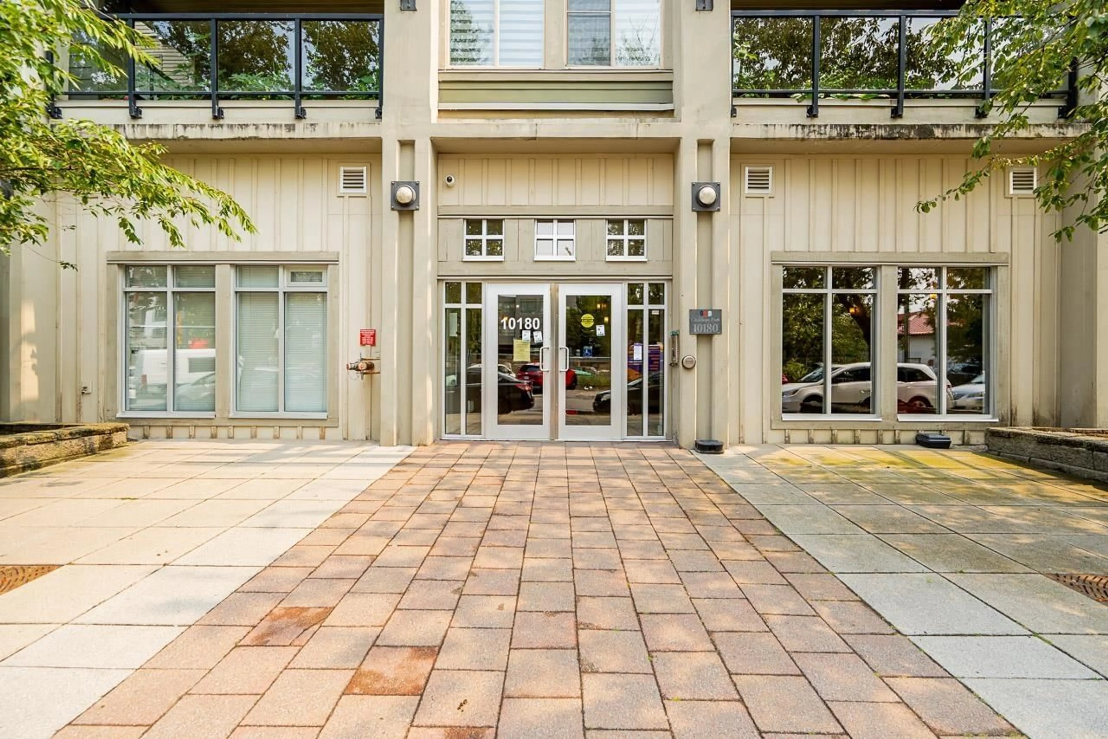 Unknown for 232 - 10180 153 STREET, Surrey British Columbia V3R0B5