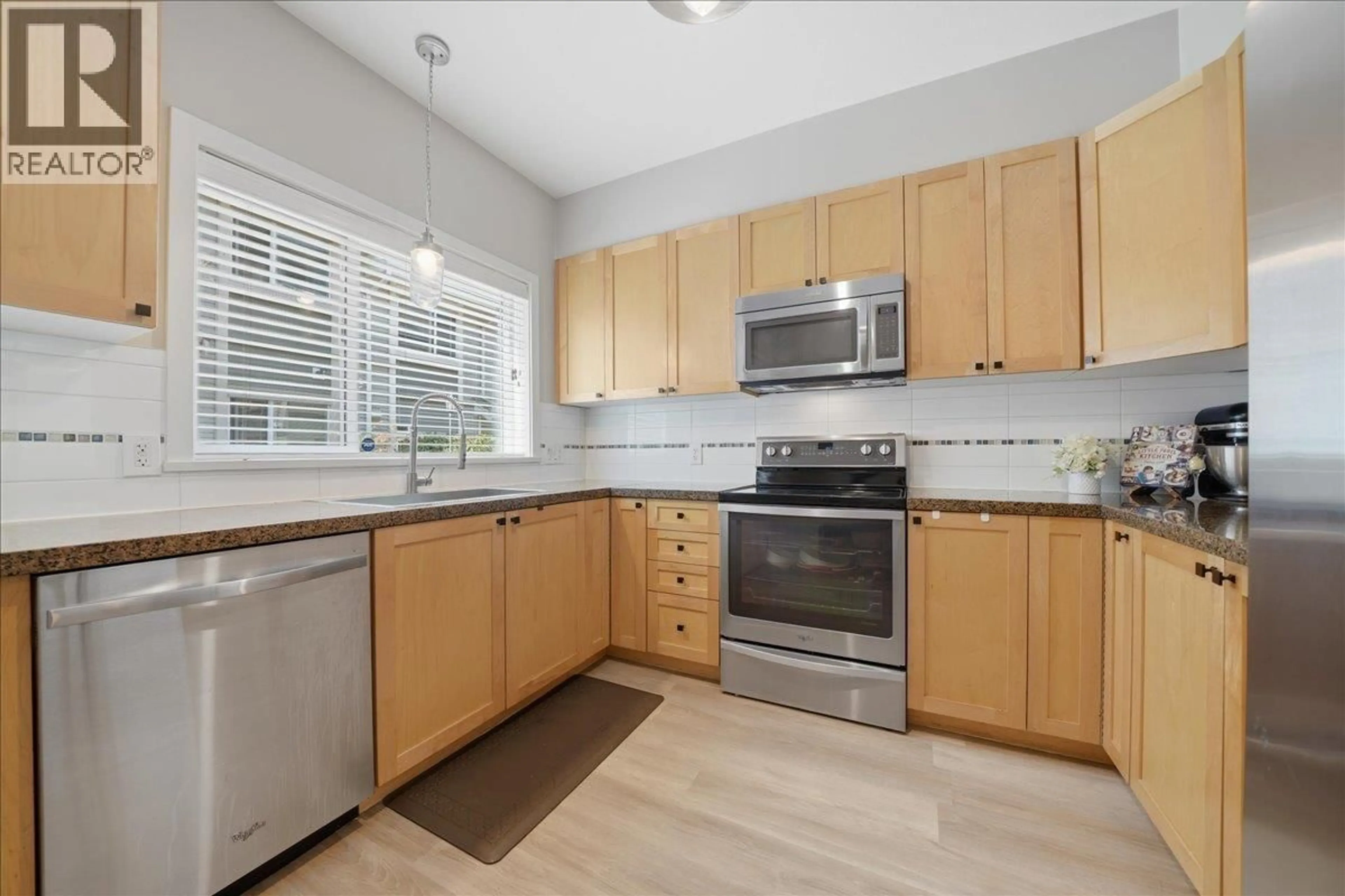 Standard kitchen, unknown for 19 - 621 LANGSIDE AVENUE, Coquitlam British Columbia V3J0A8