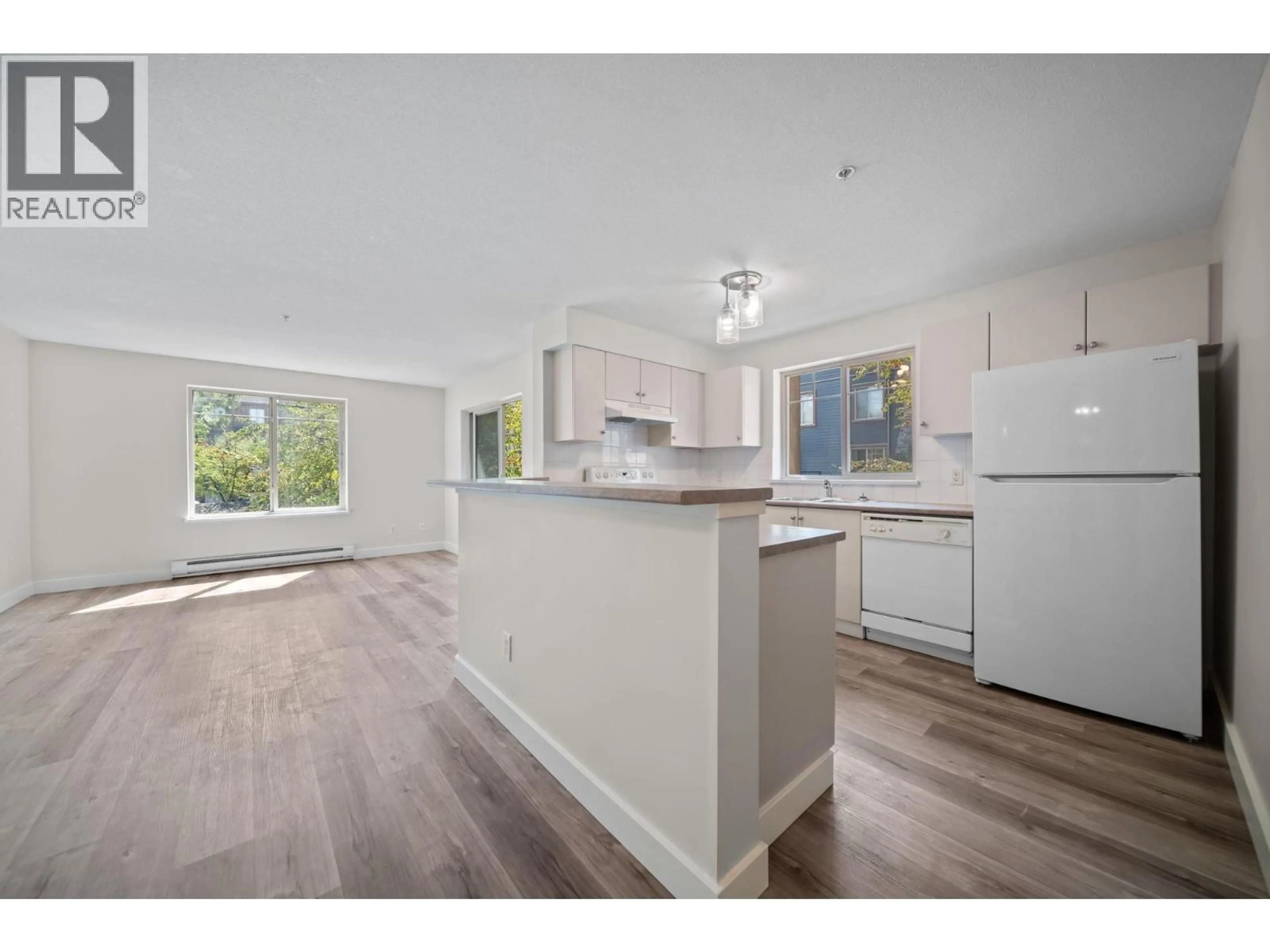 Open concept kitchen, wood/laminate floor for 3203 - 240 SHERBROOKE STREET, New Westminster British Columbia V3L0A4