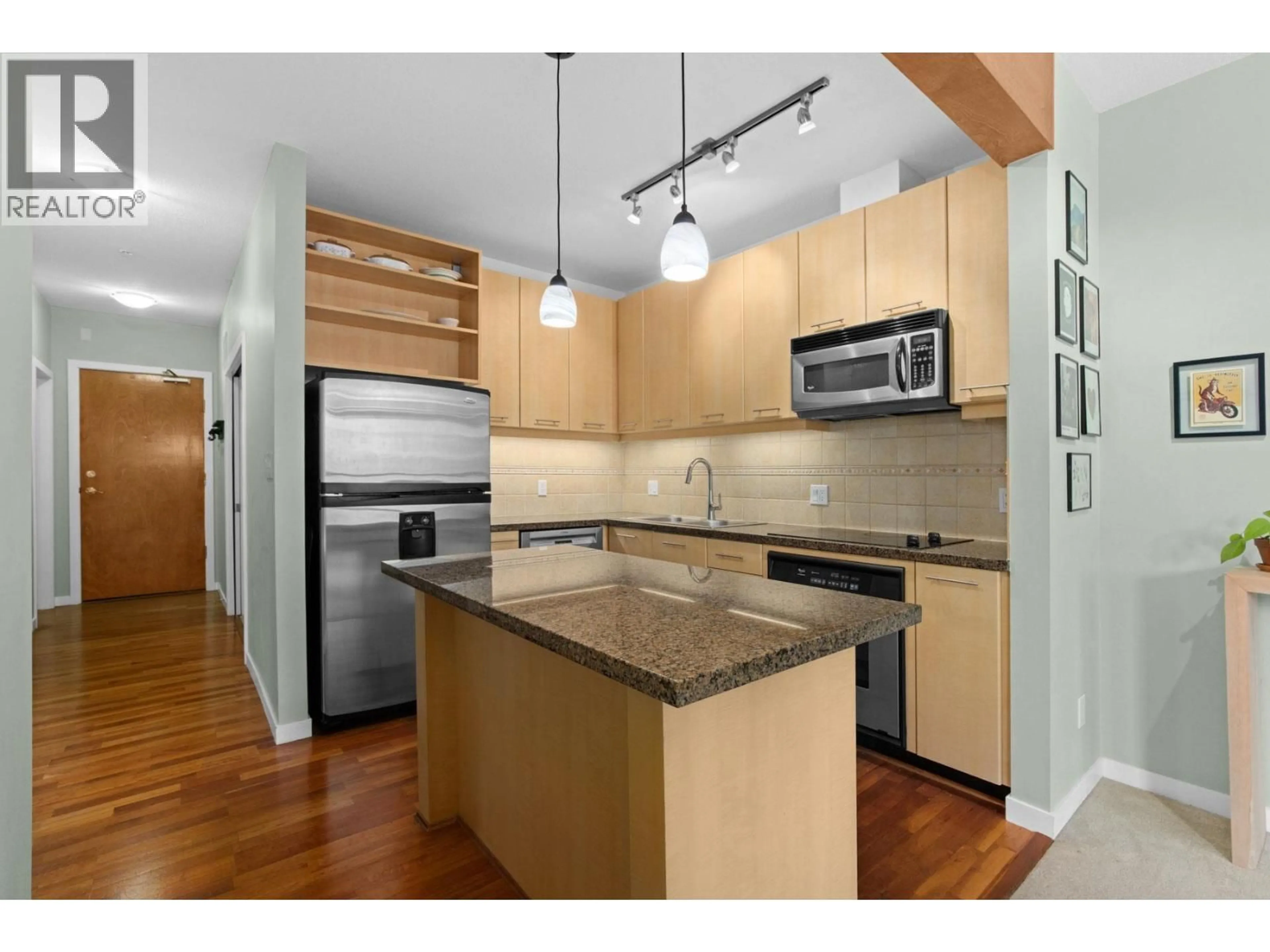 Standard kitchen, wood/laminate floor for 408 - 560 RAVENWOODS DRIVE, North Vancouver British Columbia V7G2T3