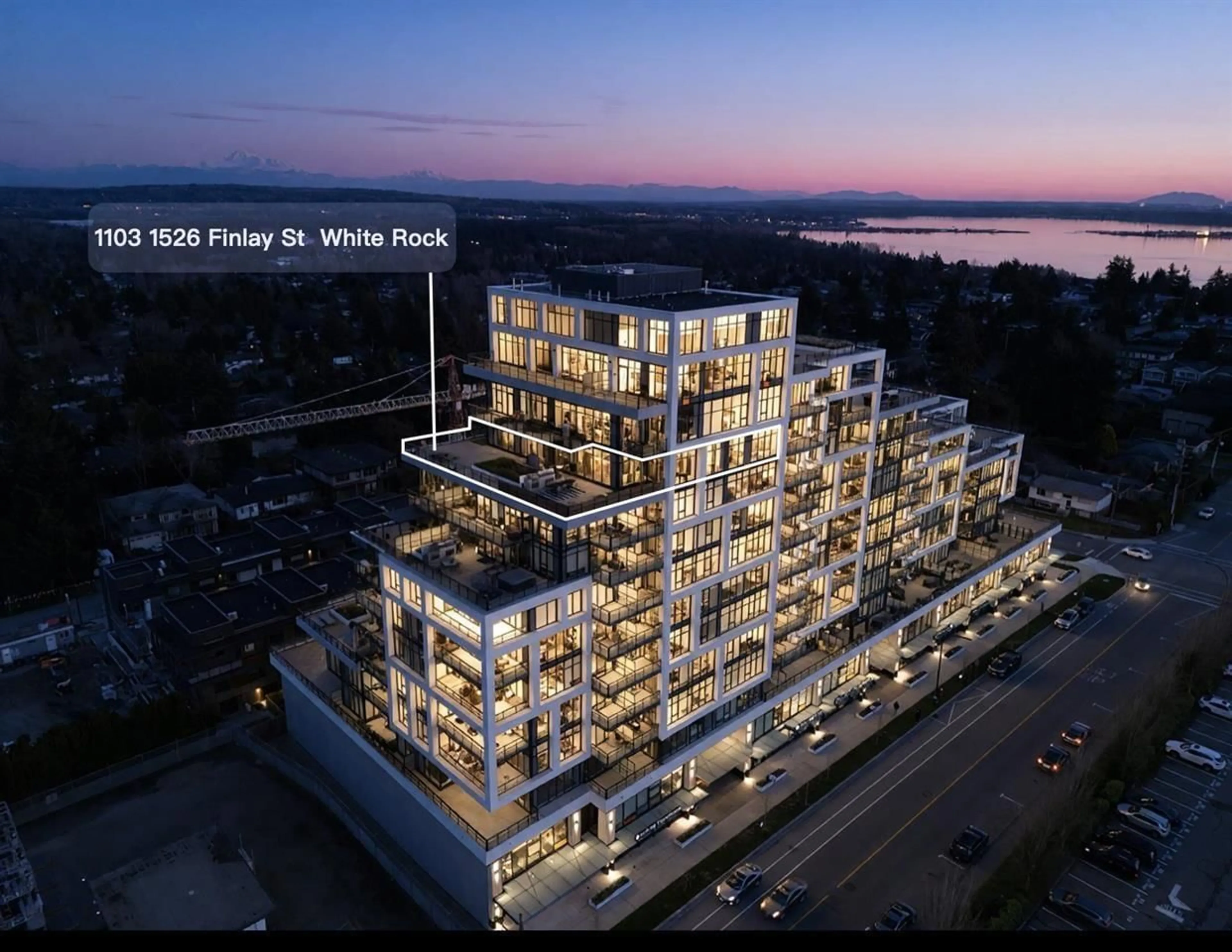 A pic from outside/outdoor area/front of a property/back of a property/a pic from drone, unknown for 1103 - 1526 FINLAY STREET, White Rock British Columbia V4B4L9