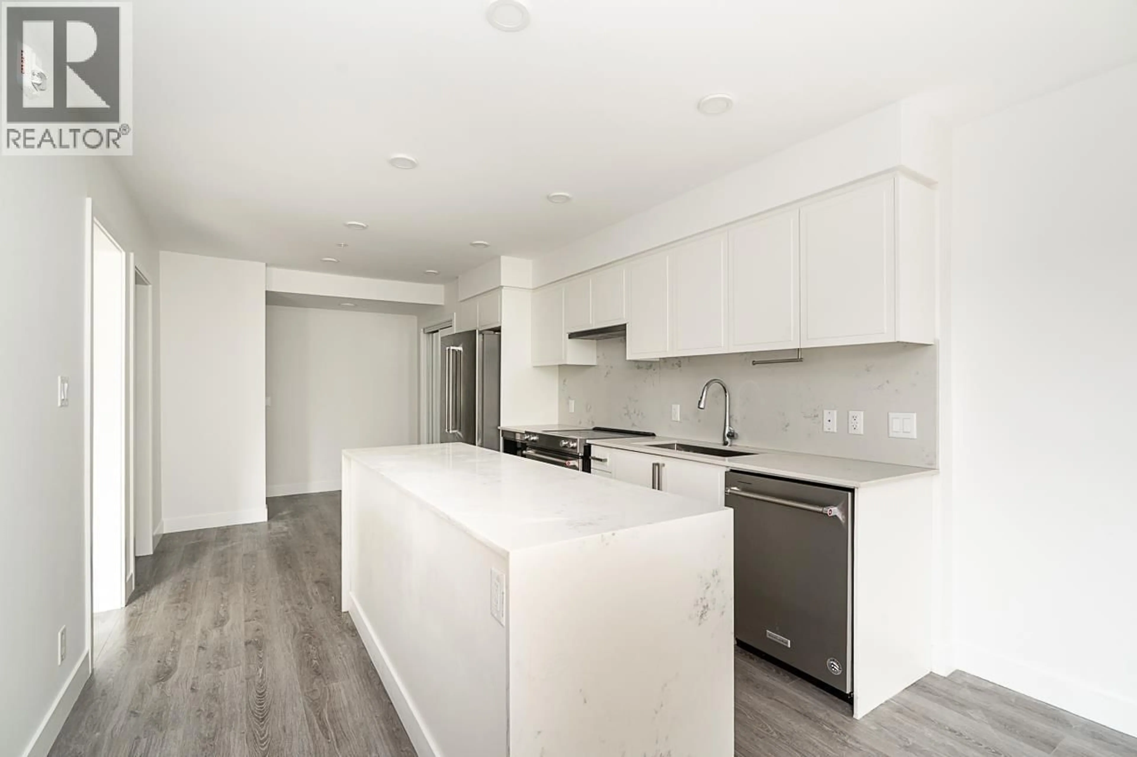 Open concept kitchen, unknown for 205 - 700 CLARKE ROAD, Coquitlam British Columbia V3J0K5