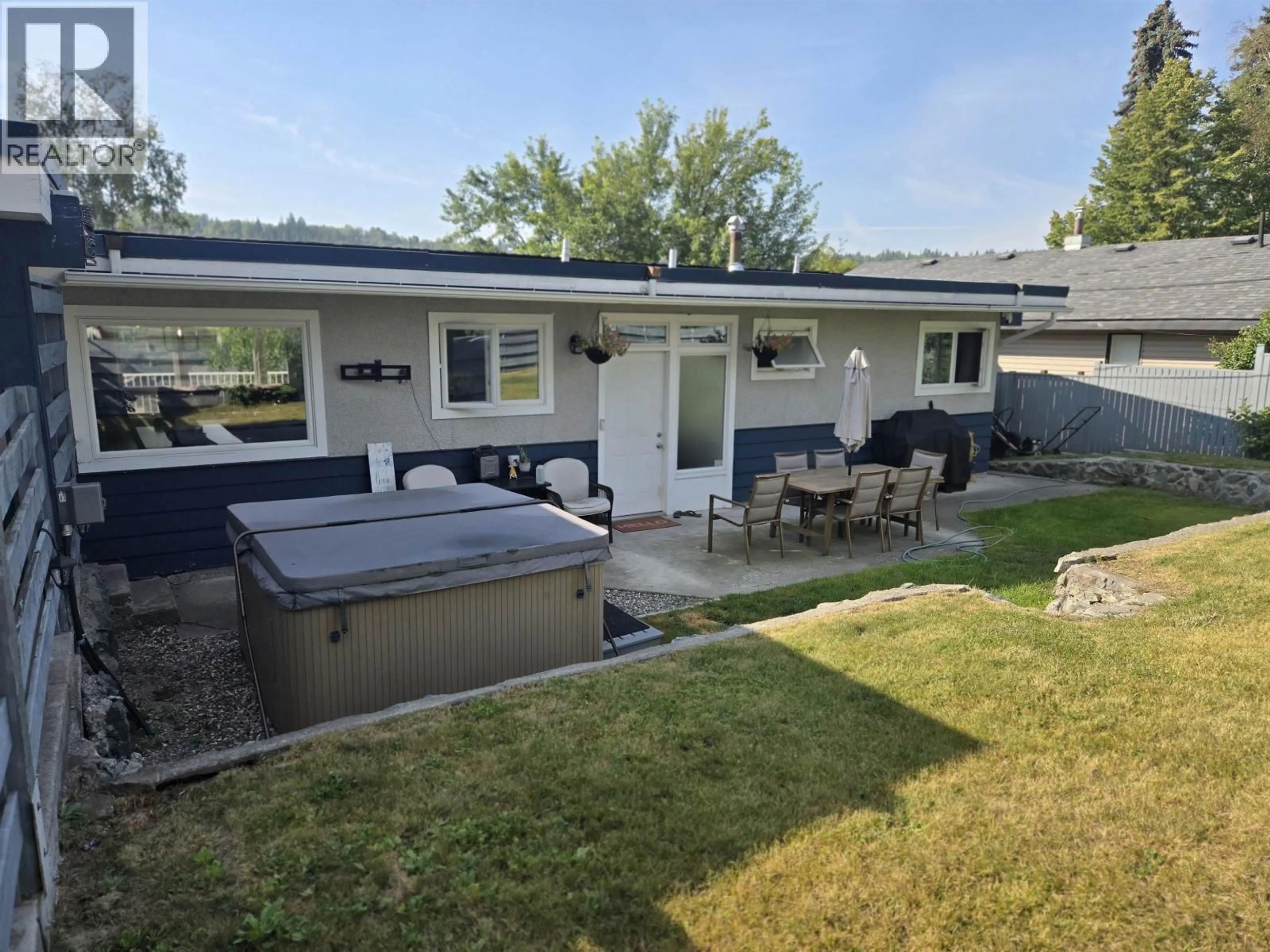 A pic from outside/outdoor area/front of a property/back of a property/a pic from drone, street for 1263 JOHNSTON AVENUE, Quesnel British Columbia V2J3C6