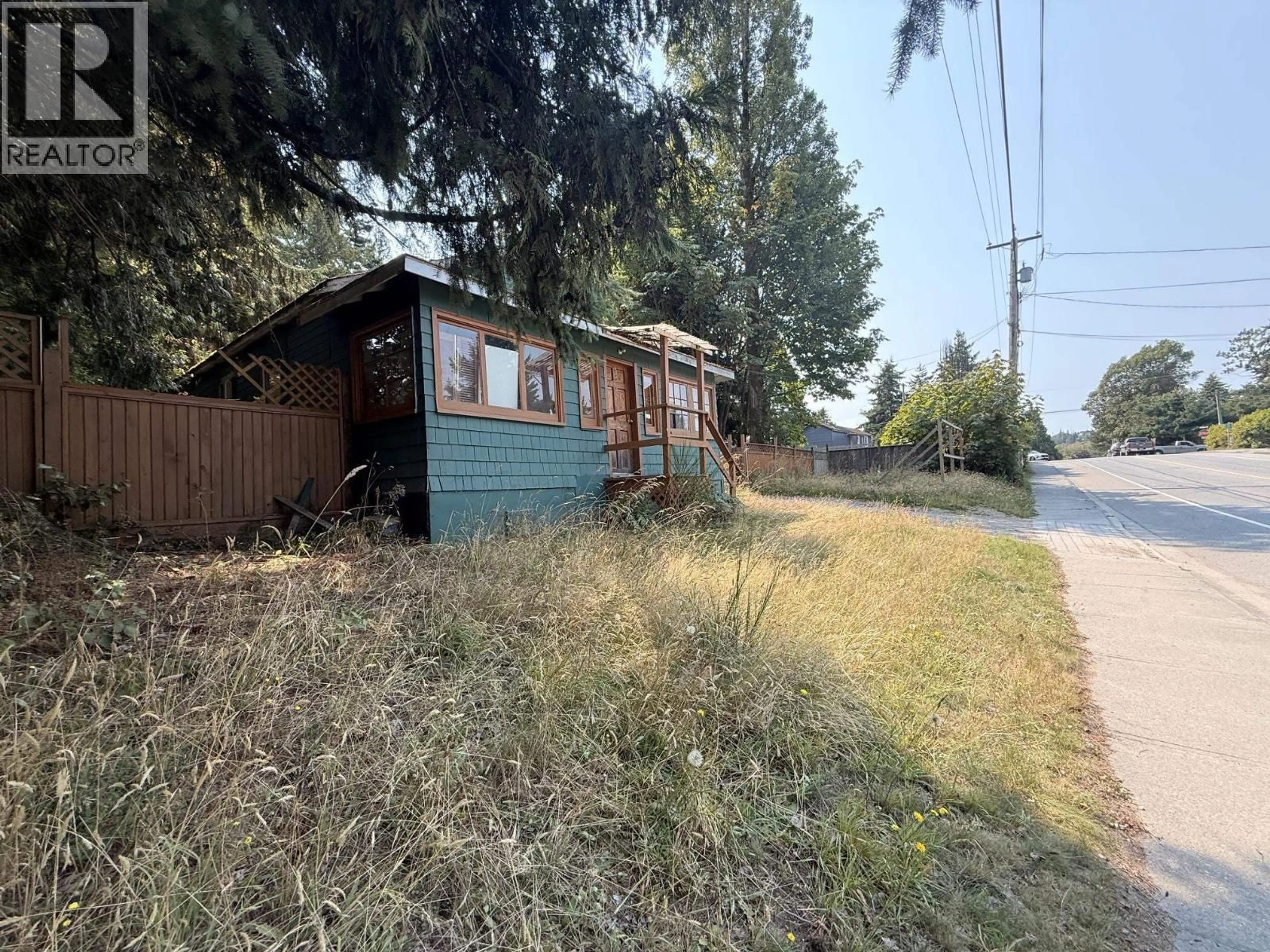 Shed for 5700 PORPOISE BAY ROAD, Sechelt British Columbia V0N3A0