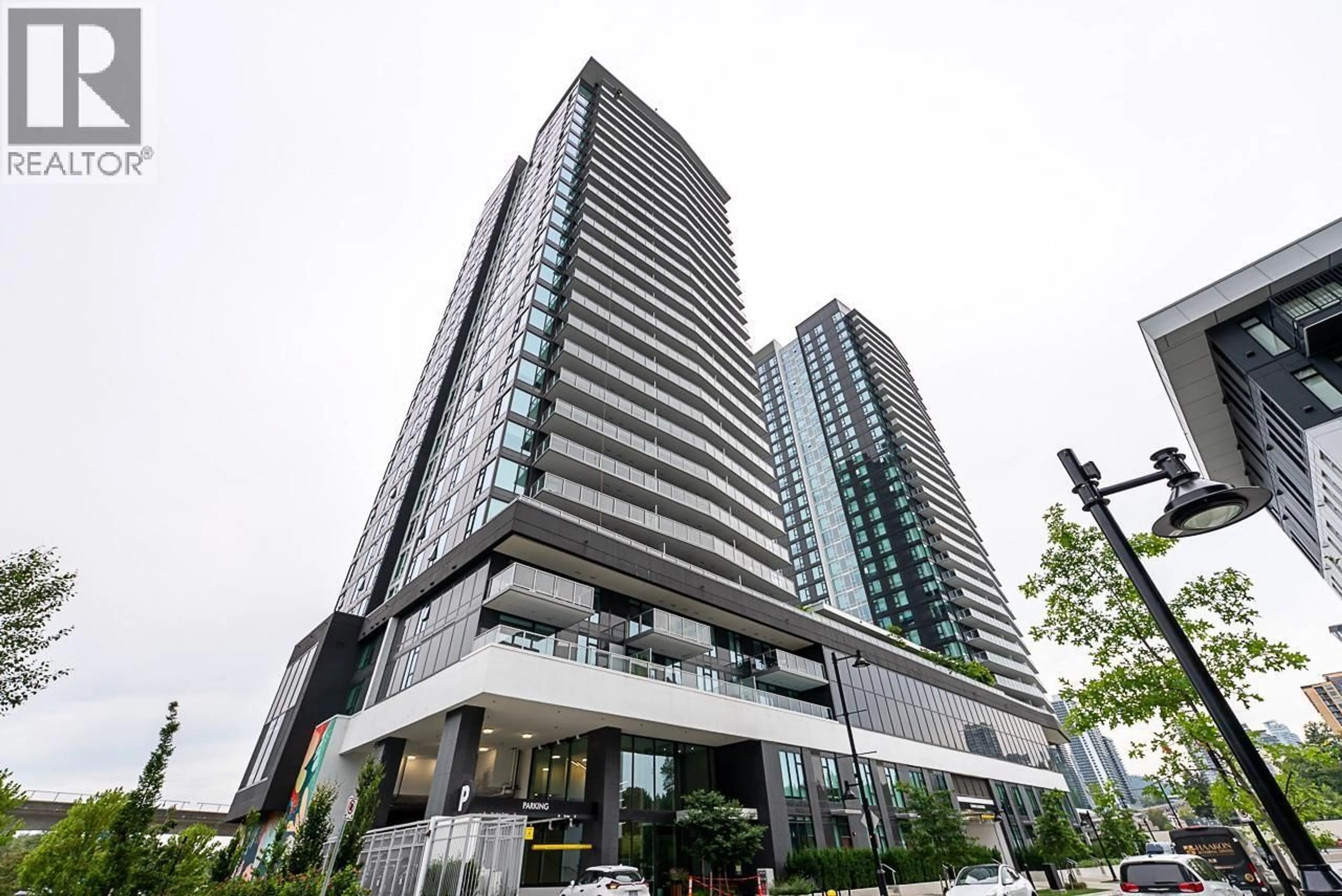 Indoor foyer for 1705 - 308 ALDERSON AVENUE, Coquitlam British Columbia V3K0J2
